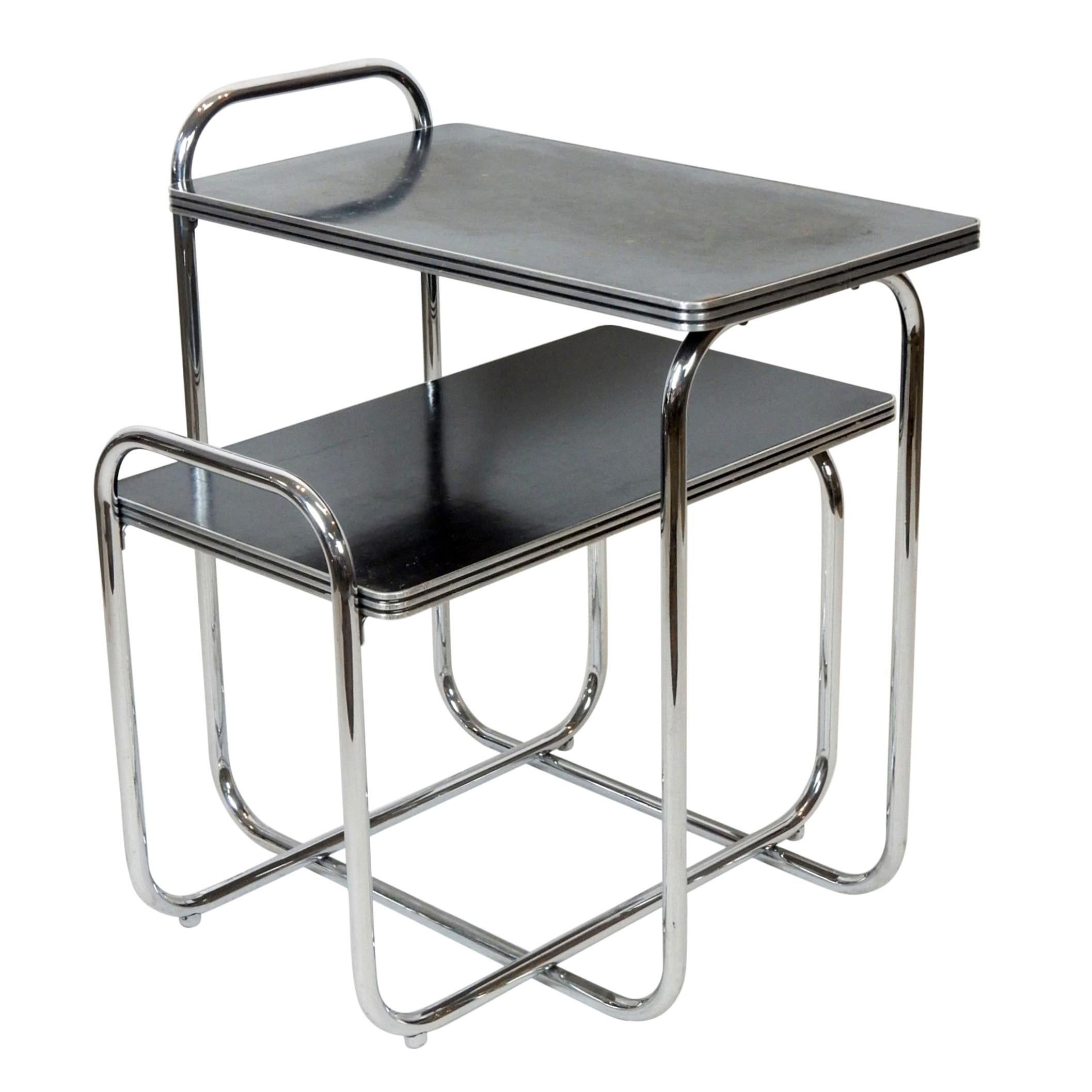 Art Deco Era Chrome Nesting Tables Gilbert Rohde Design für Troy Sunshade Co. im Angebot