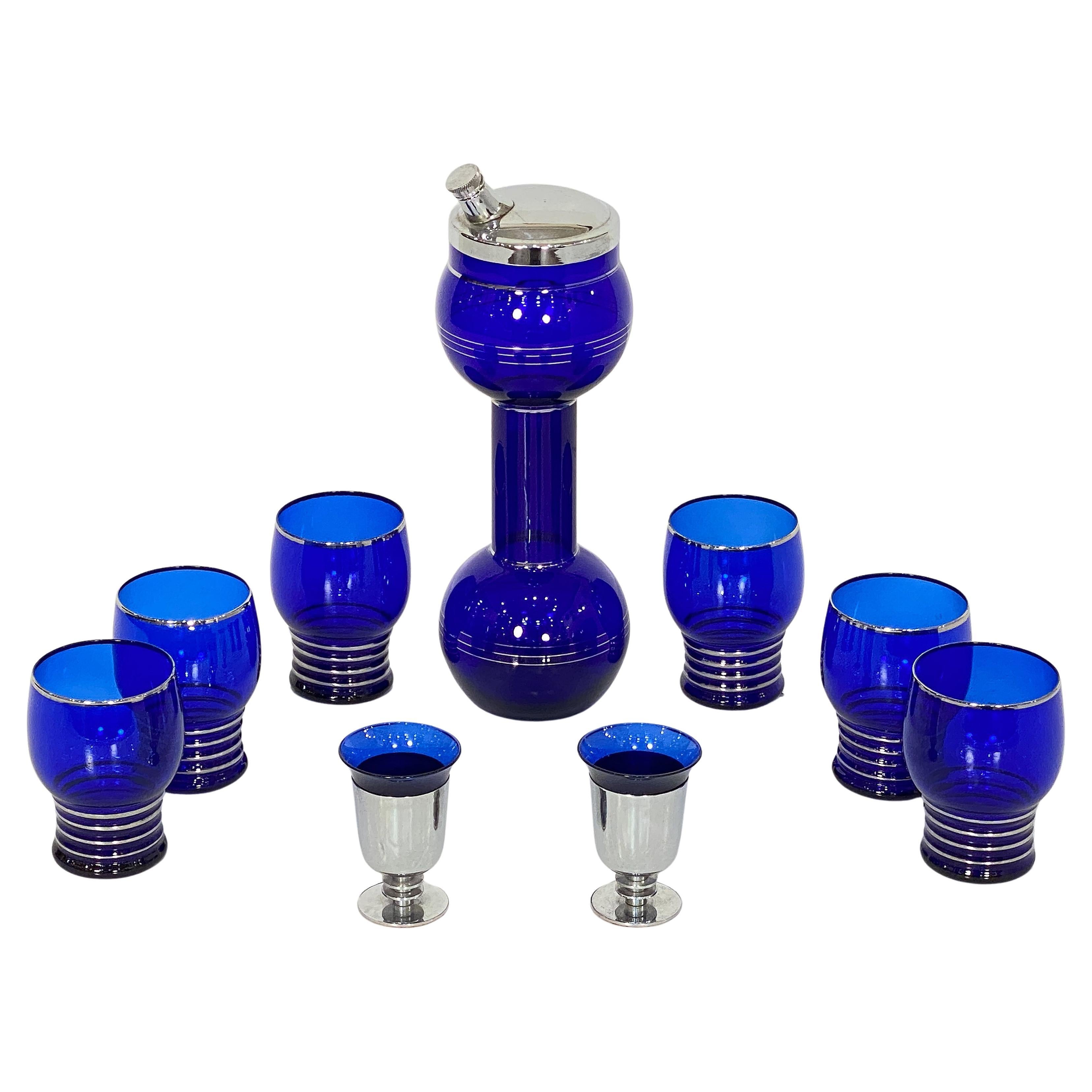 Set de shakers à cocktail Barbell en verre bleu cobalt d
époque Art Déco (France)