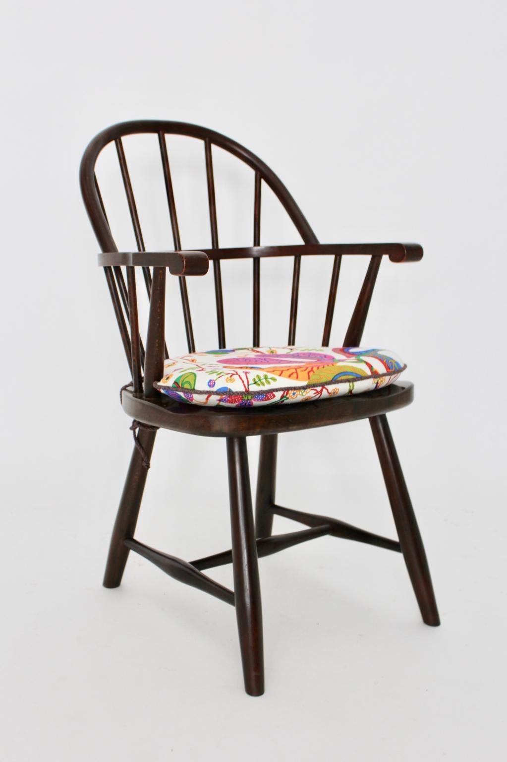 Art Deco Era Josef Frank Beech Vintage Windsor Chairs Vienna, circa 1925 For Sale 5