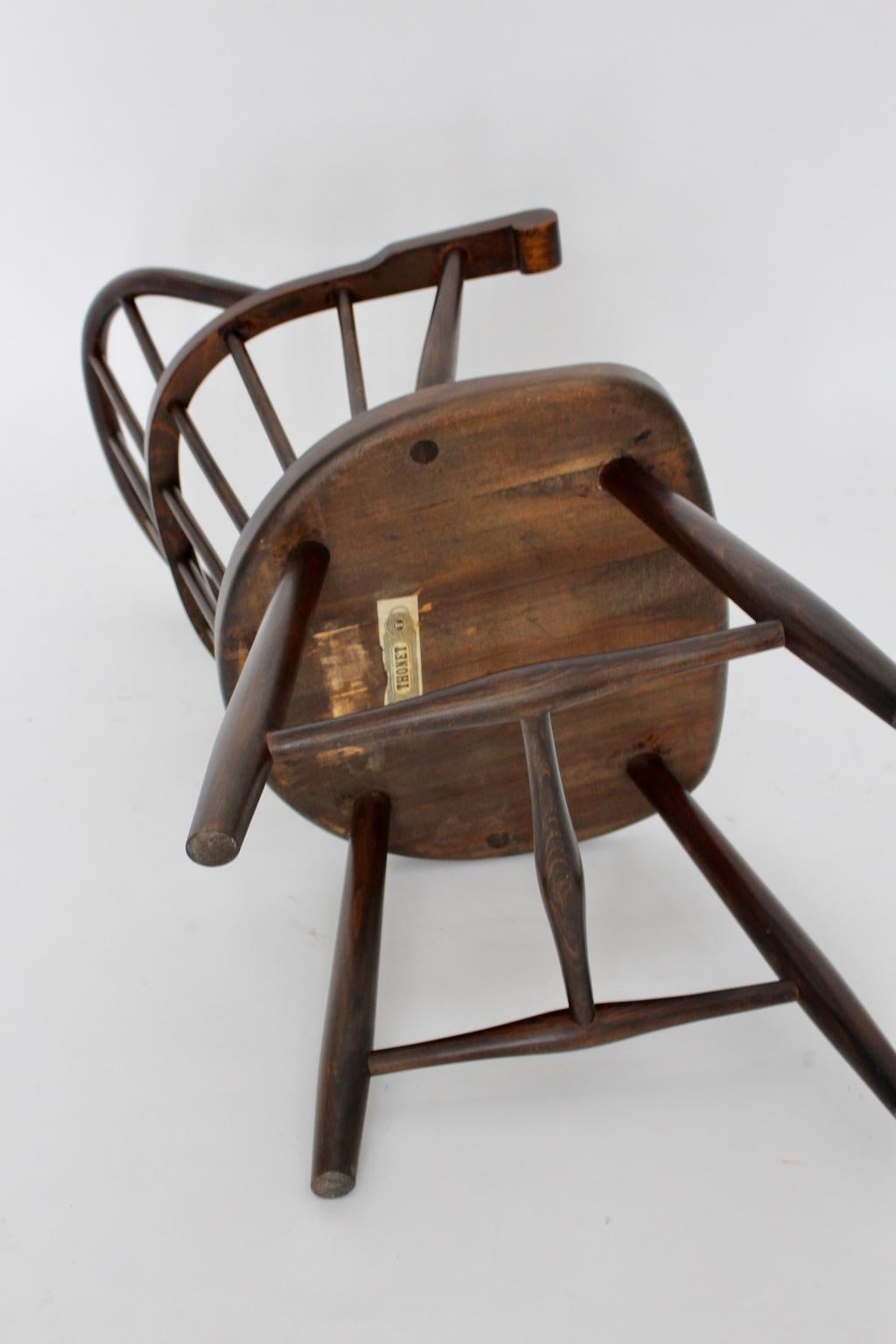 Vintage-Winsor-Stühle aus Buchenholz aus der Art-déco-Ära von Josef Frank Wien, um 1925 im Angebot 11