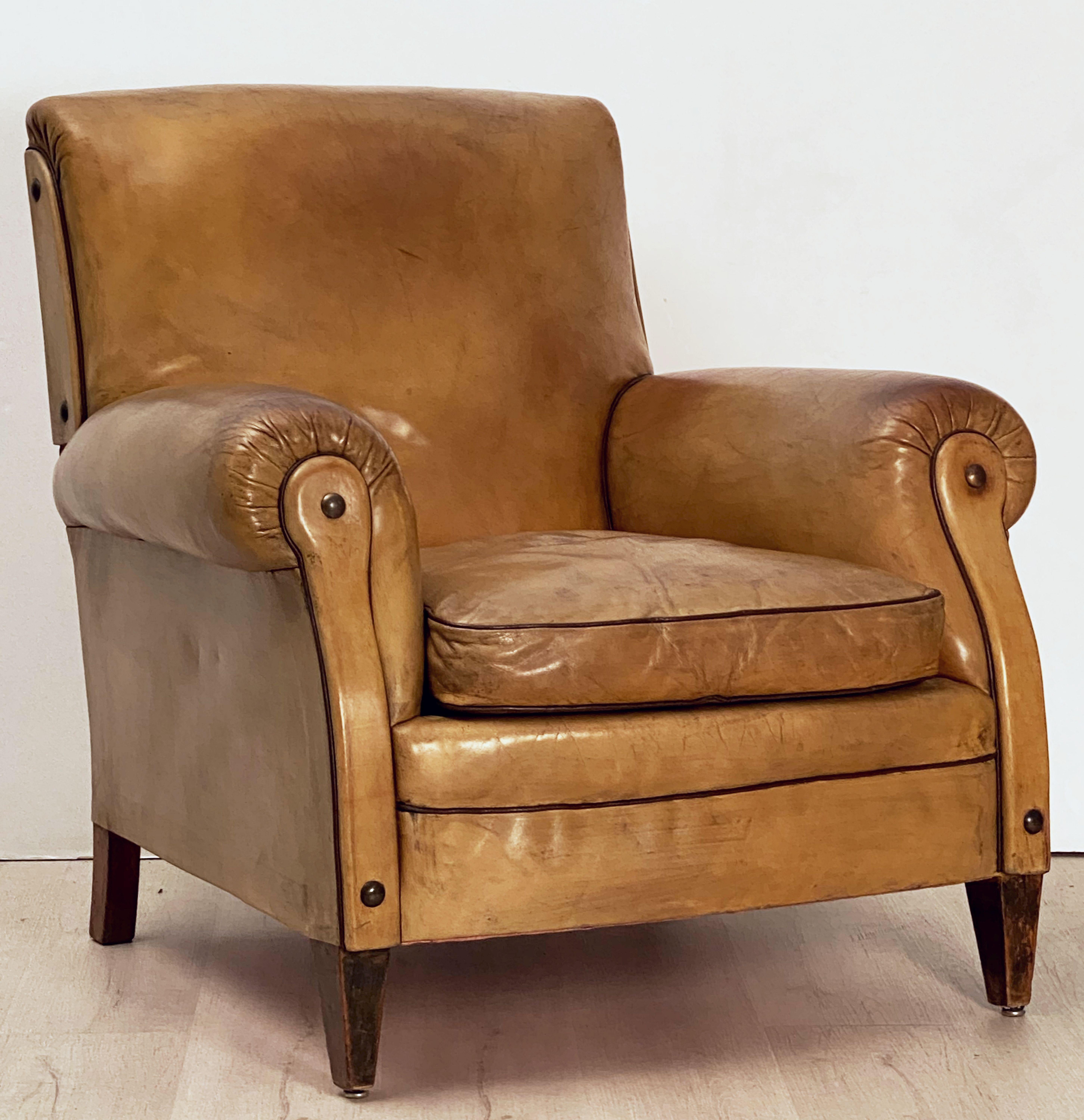 Vintage Dutch Leather Club or Lounge Chair from the Art Deco Era 8