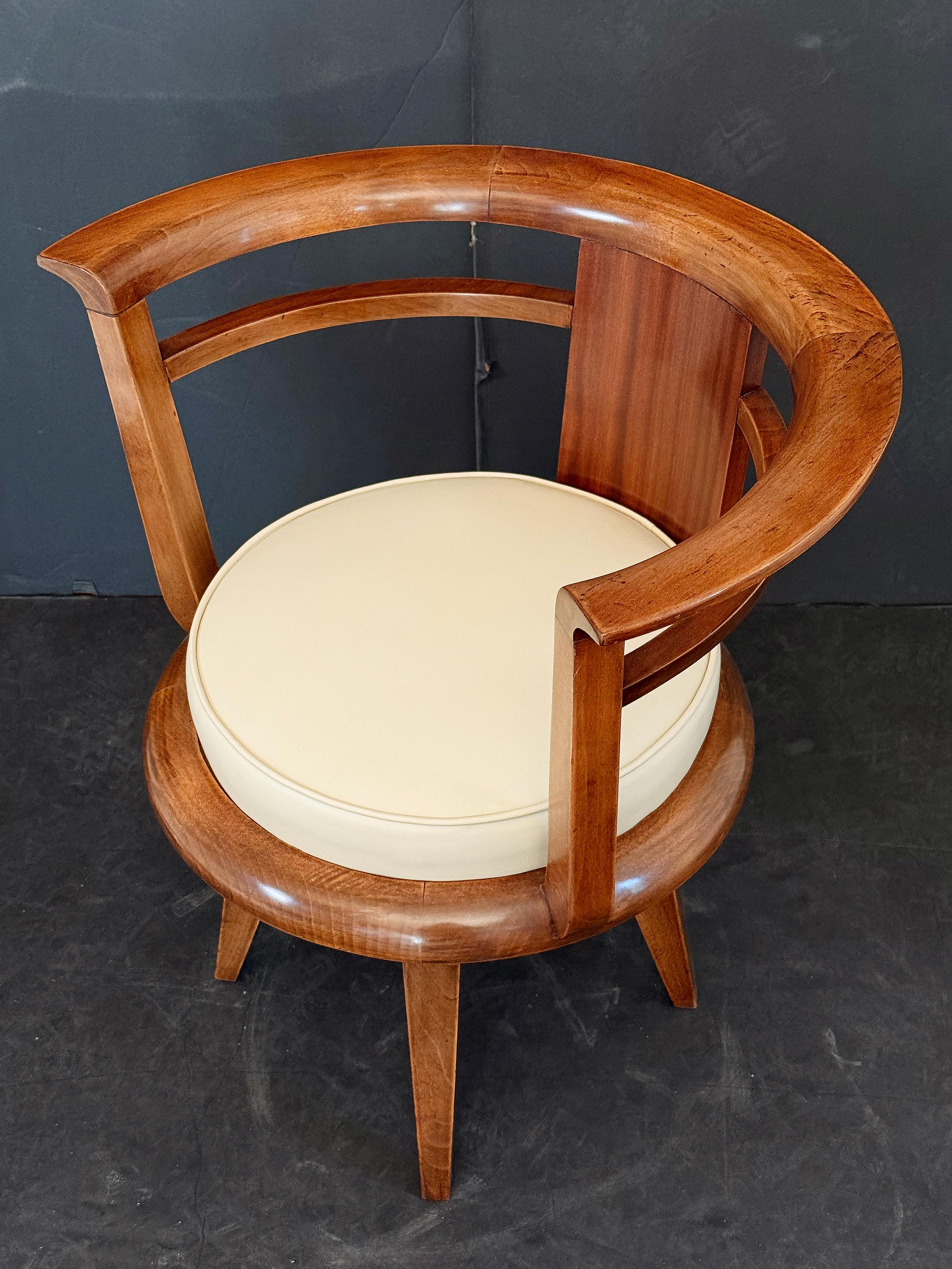 Sillones abiertos de la época Art Déco procedentes de Francia (Precio por unidad) en venta 7