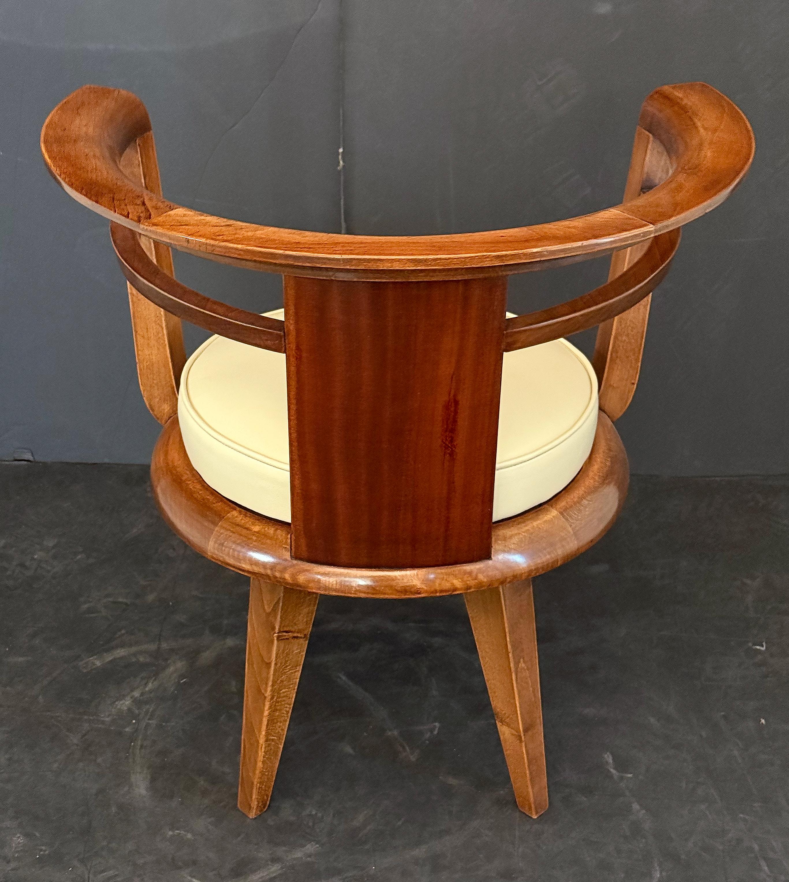 Sillones abiertos de la época Art Déco procedentes de Francia (Precio por unidad) en venta 8