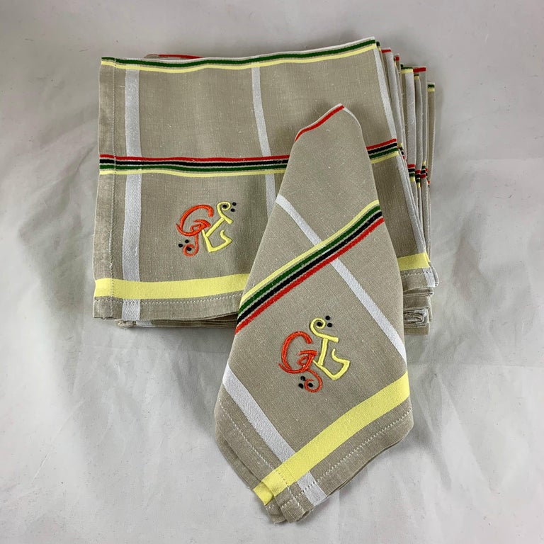 Art Deco Era Plaid Taupe Embroidered Provençal Linen Napkin Serviettes Set of 12 For Sale at