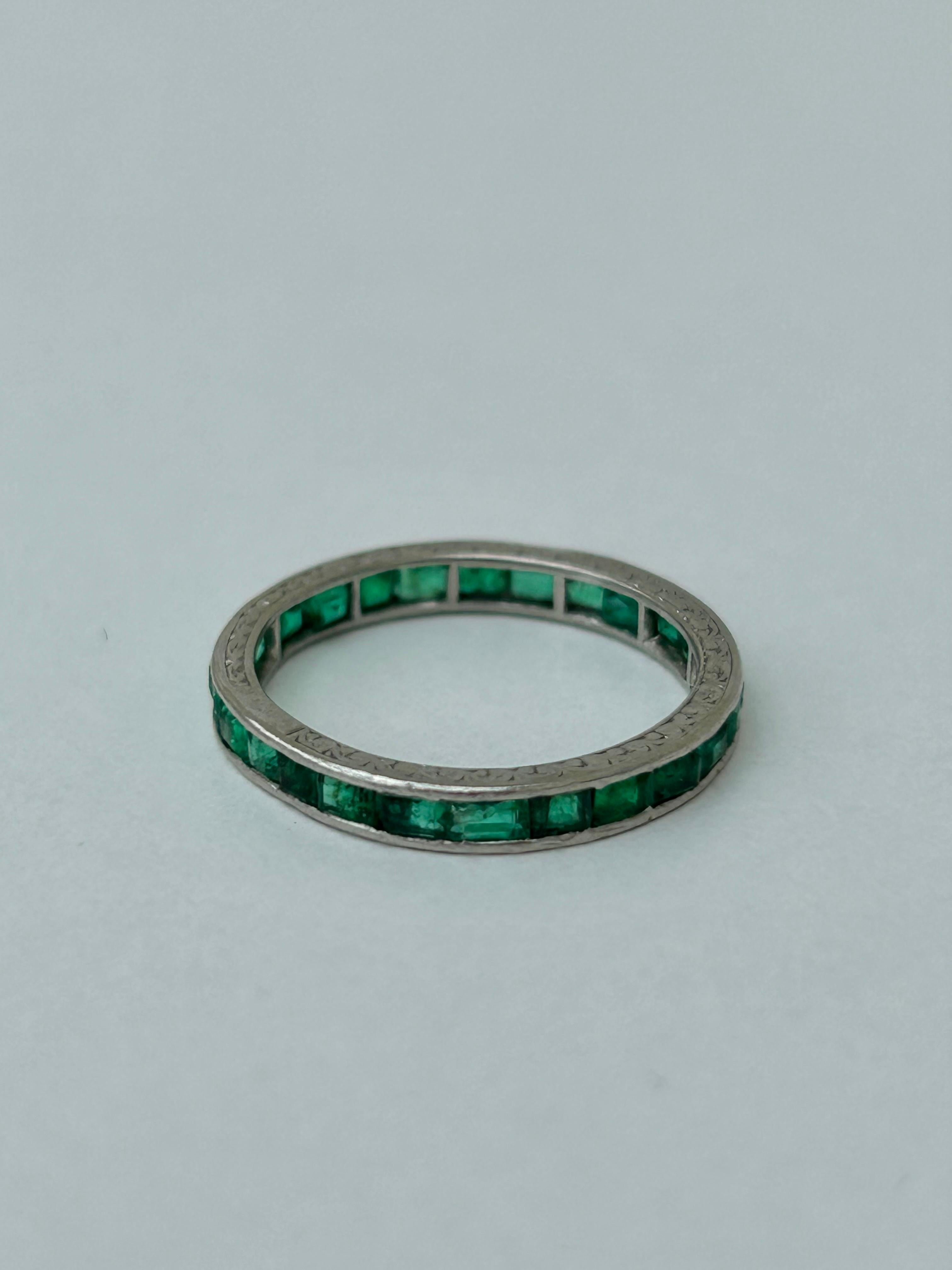 vintage emerald eternity ring
