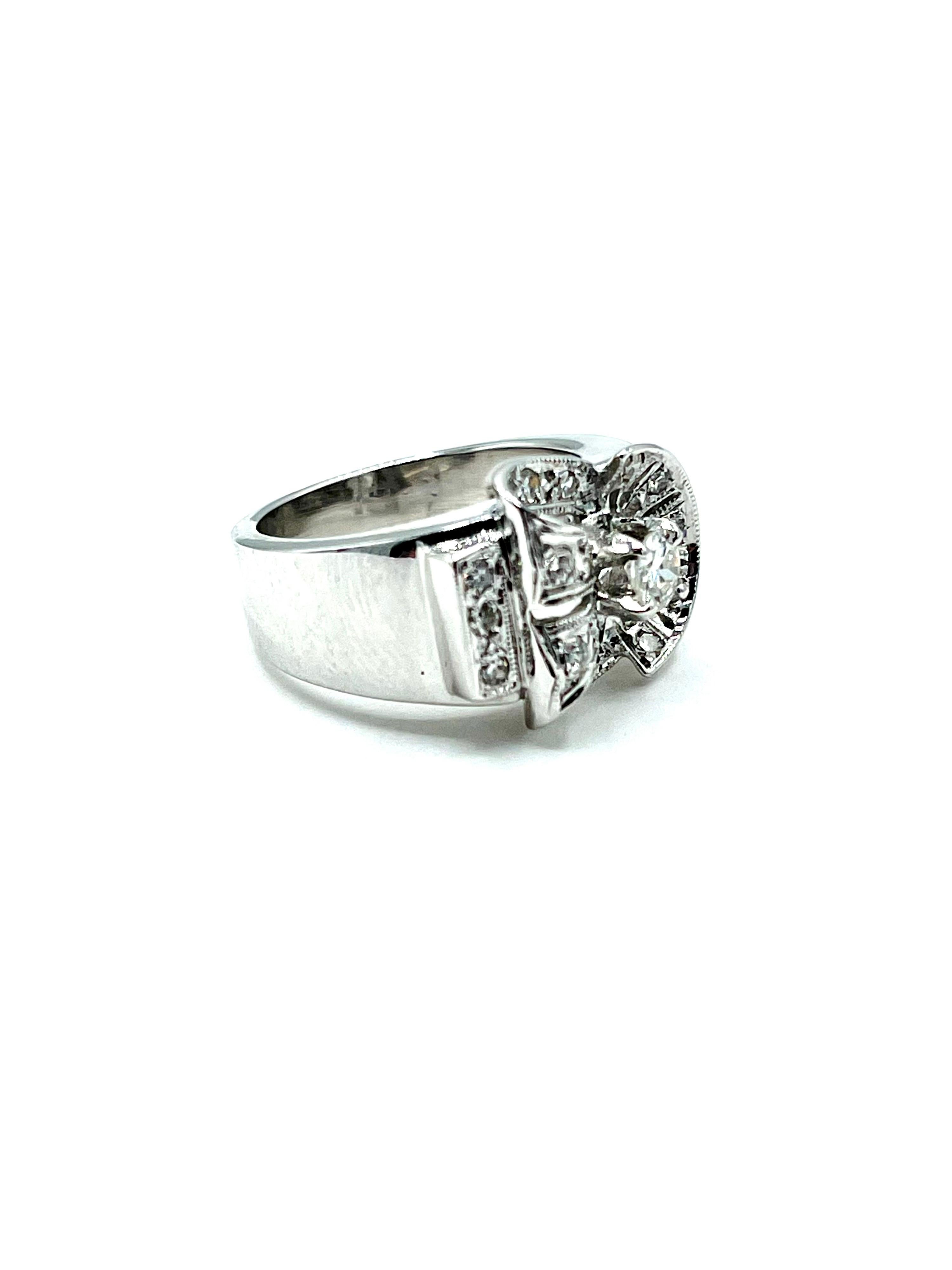 Art Deco Era Round Diamond White Gold Cocktail Fashion Ring In Excellent Condition For Sale In Chevy Chase, MD