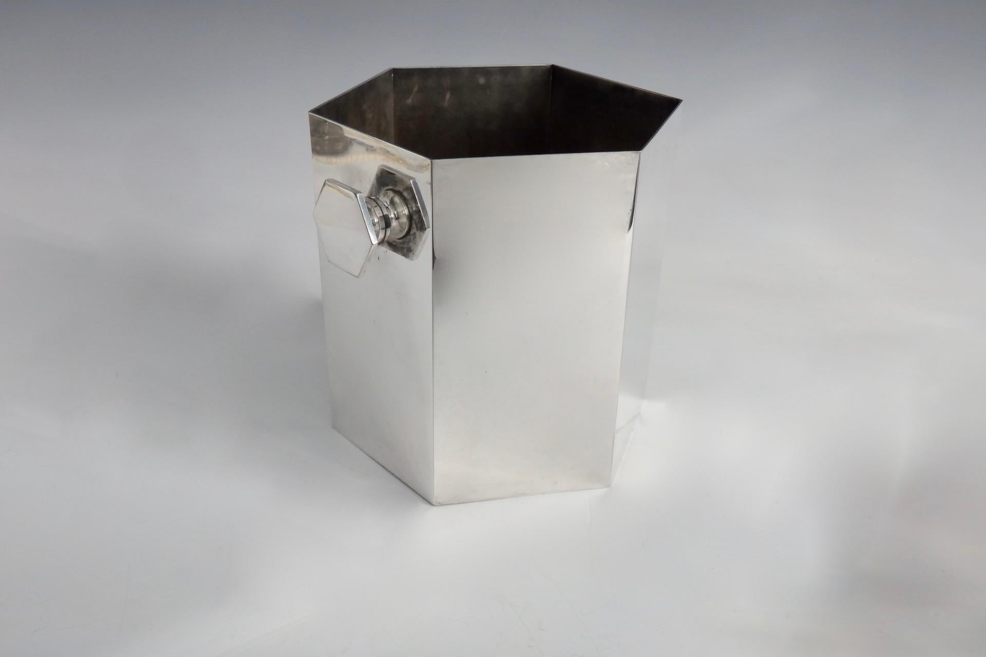 Art Deco Era Silver Plate Ice Bucket in Geometric Form with Hexagon Handles In Good Condition In Ferndale, MI