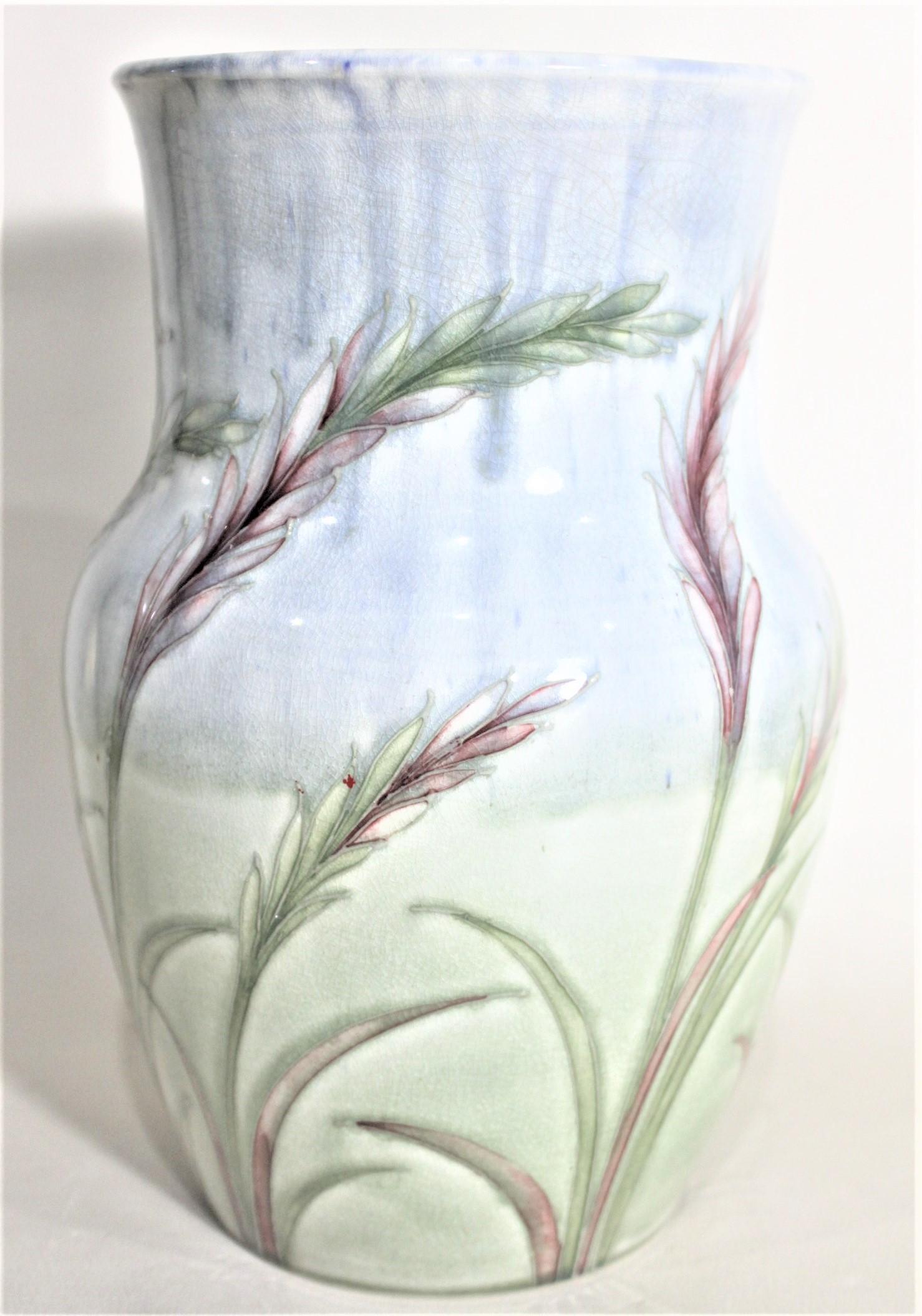 Art Deco Era William Moorcroft Wavy Corn Art Pottery Vase In Good Condition For Sale In Hamilton, Ontario