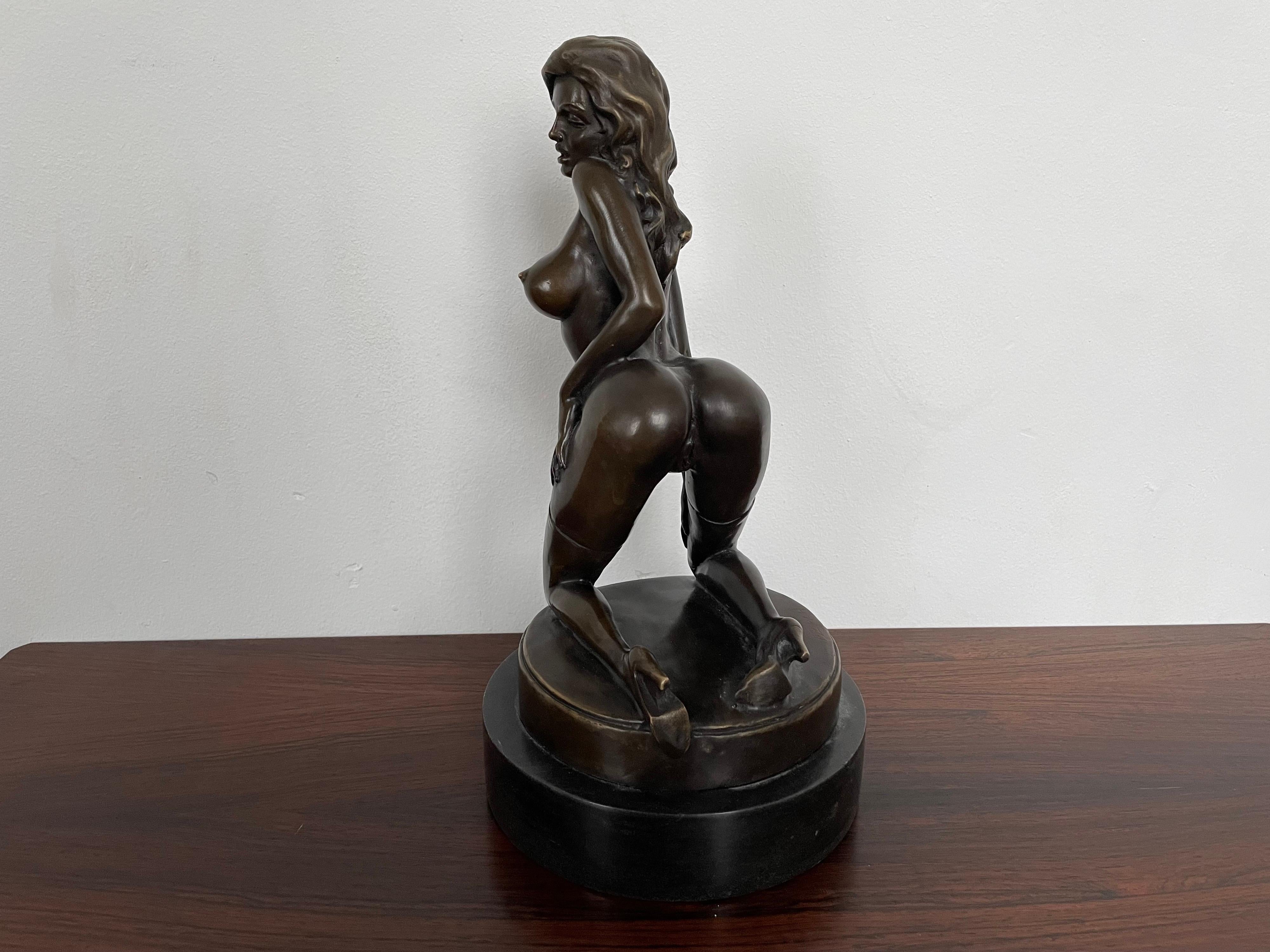 Austrian Art Deco Erotic Bronze Figure by Bruno Zach, 1930´S For Sale