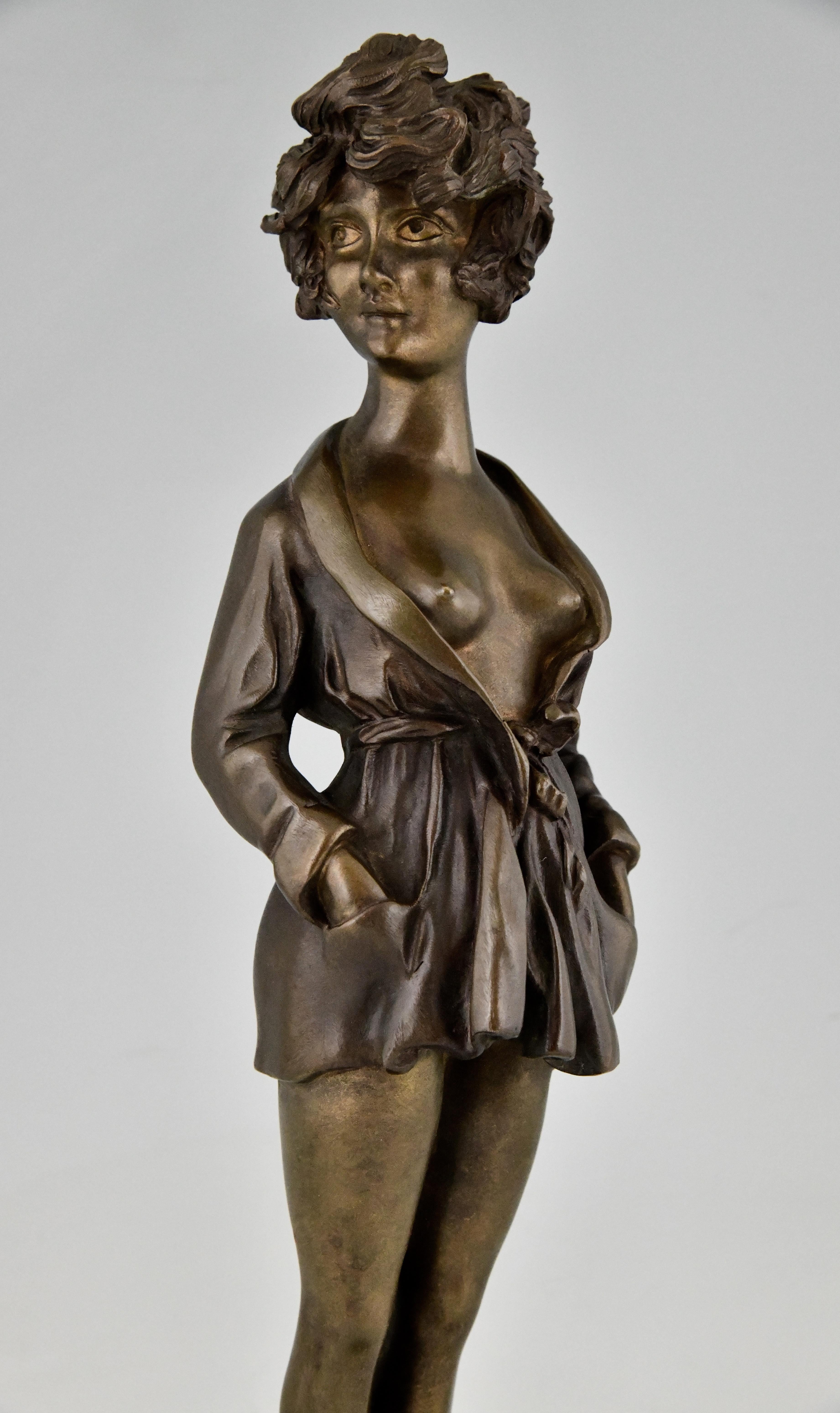 Art Deco erotic bronze nude in dressing gown La Parisienne by Maurice Milliere  For Sale 3