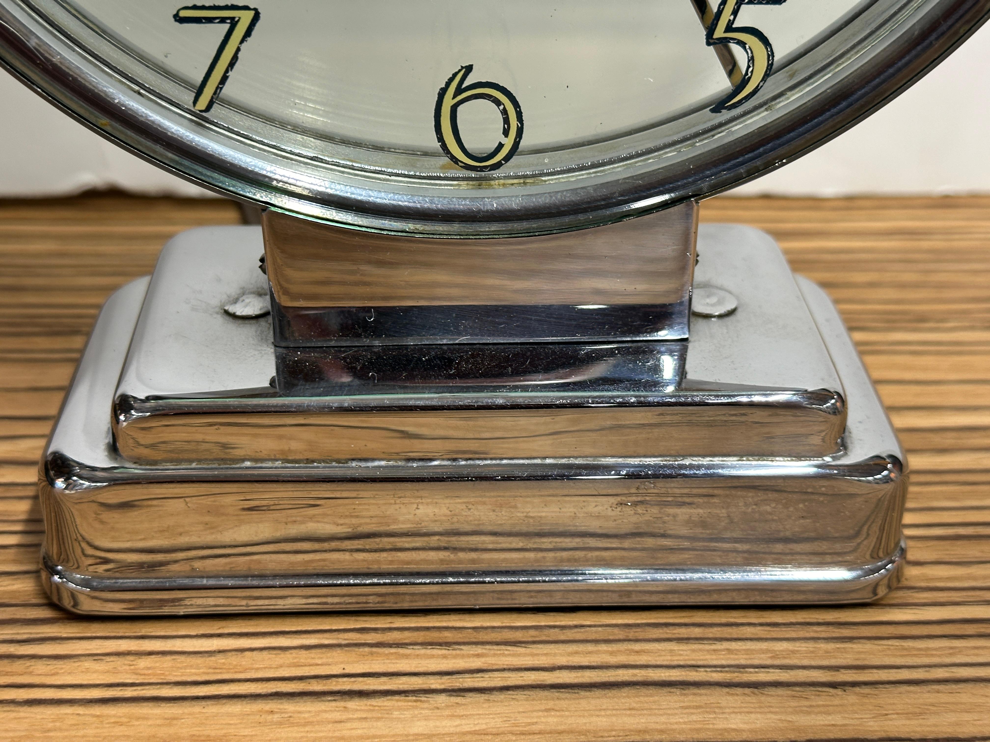 Art Deco Etalage Reclame Mystery Clock Running Nicely en vente 2