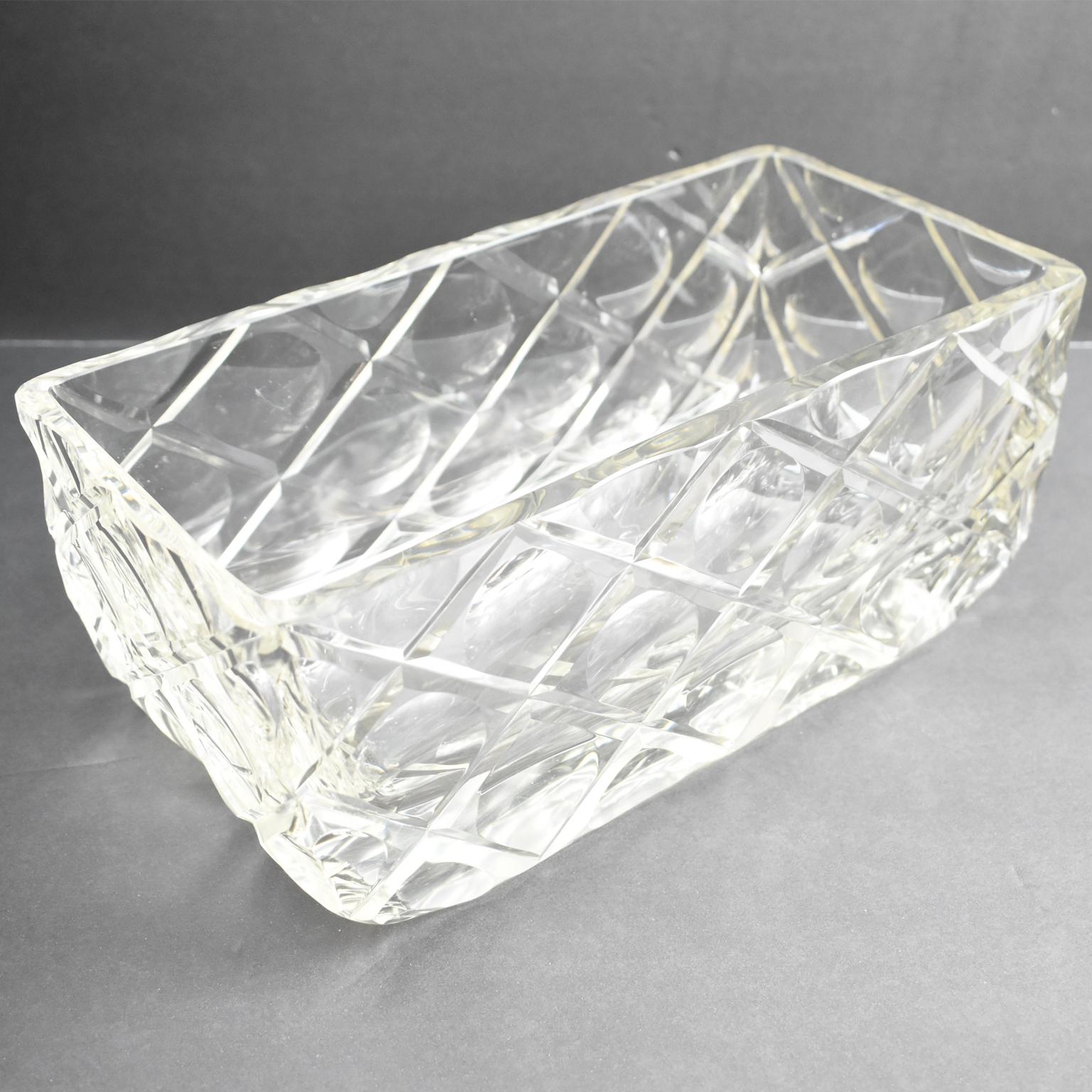 Mid-20th Century Art Deco Etched Crystal Centerpiece Decorative Bowl, France 1930s For Sale