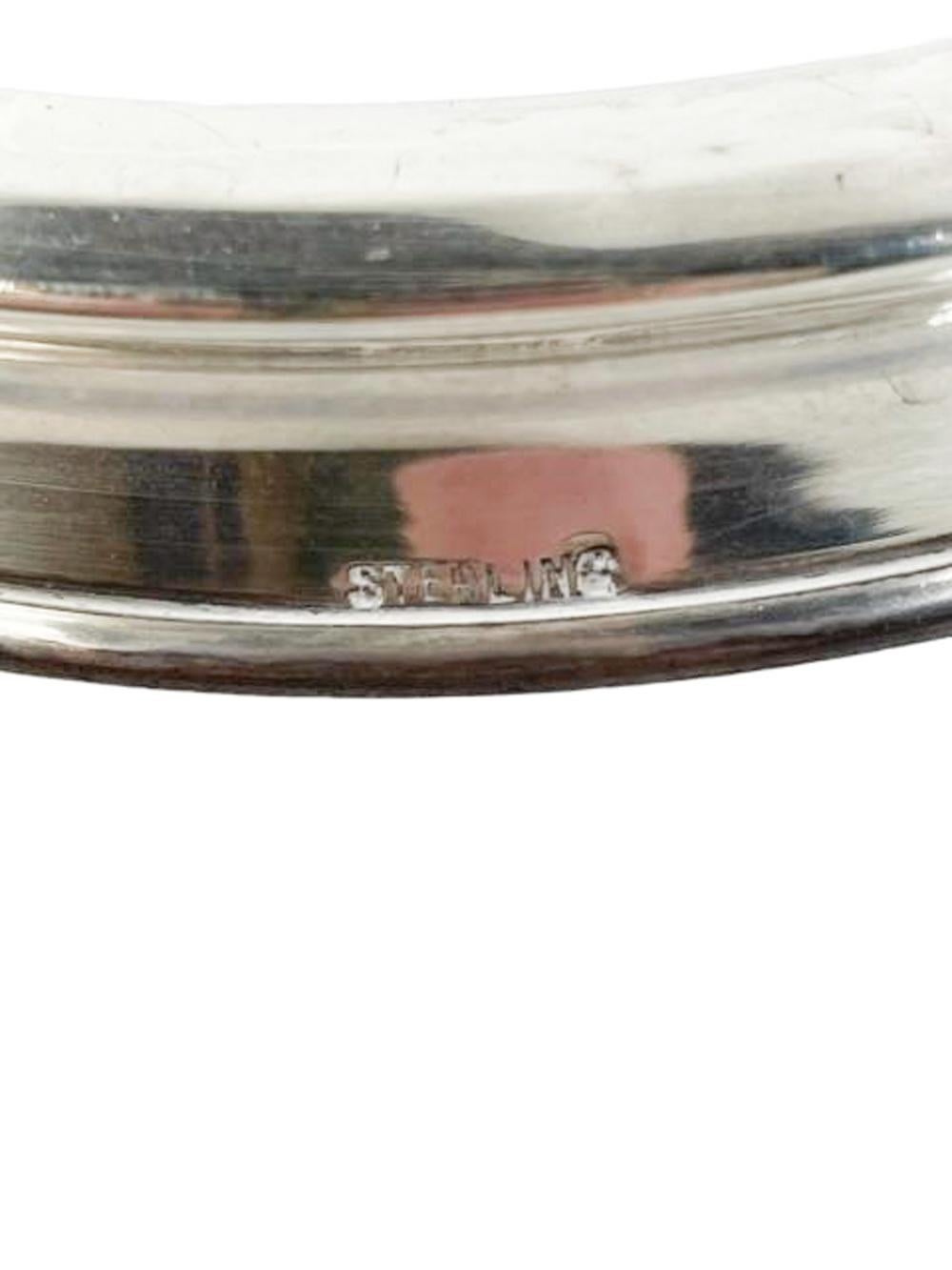 Art Deco Etched Glass & Sterling Silver Cocktail Shaker Both Parts Marked Hawkes For Sale 4