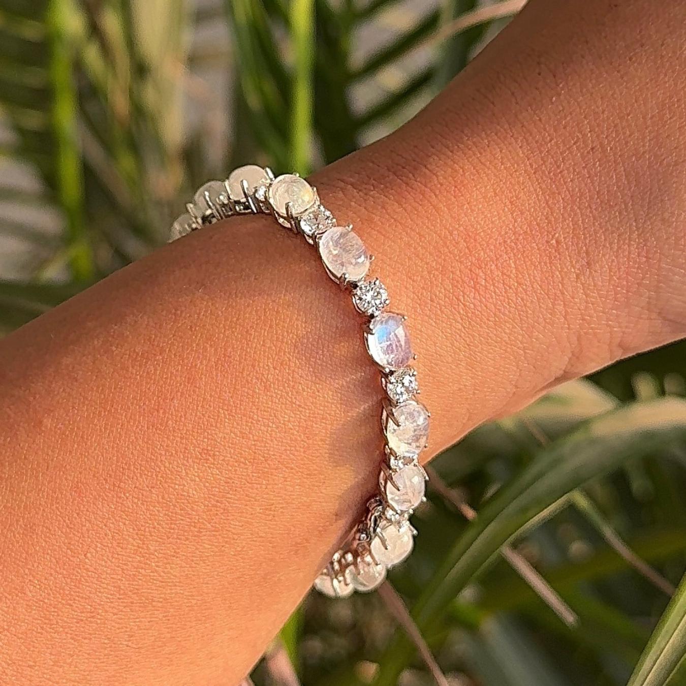 Taille mixte Art Deco Style Ethiopian Opal & CZ Tennis Birthstone Silver Bracelet pour Elle en vente