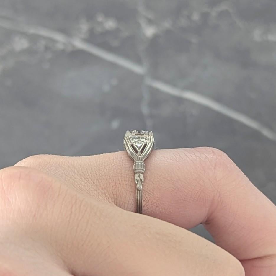 Art Deco European Diamond 14 Karat Gold Vintage Geometric Engagement Ring GIA For Sale 4