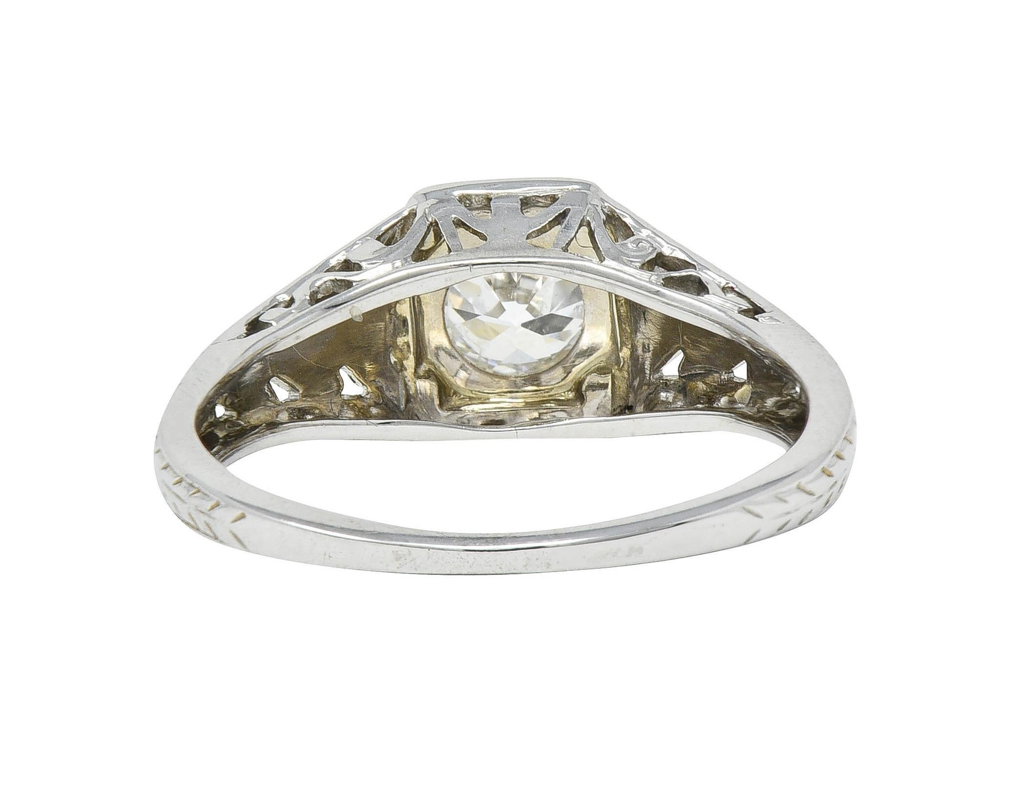 Art Deco European Diamond 18 Karat White Gold Antique Solitaire Engagement Ring For Sale 1