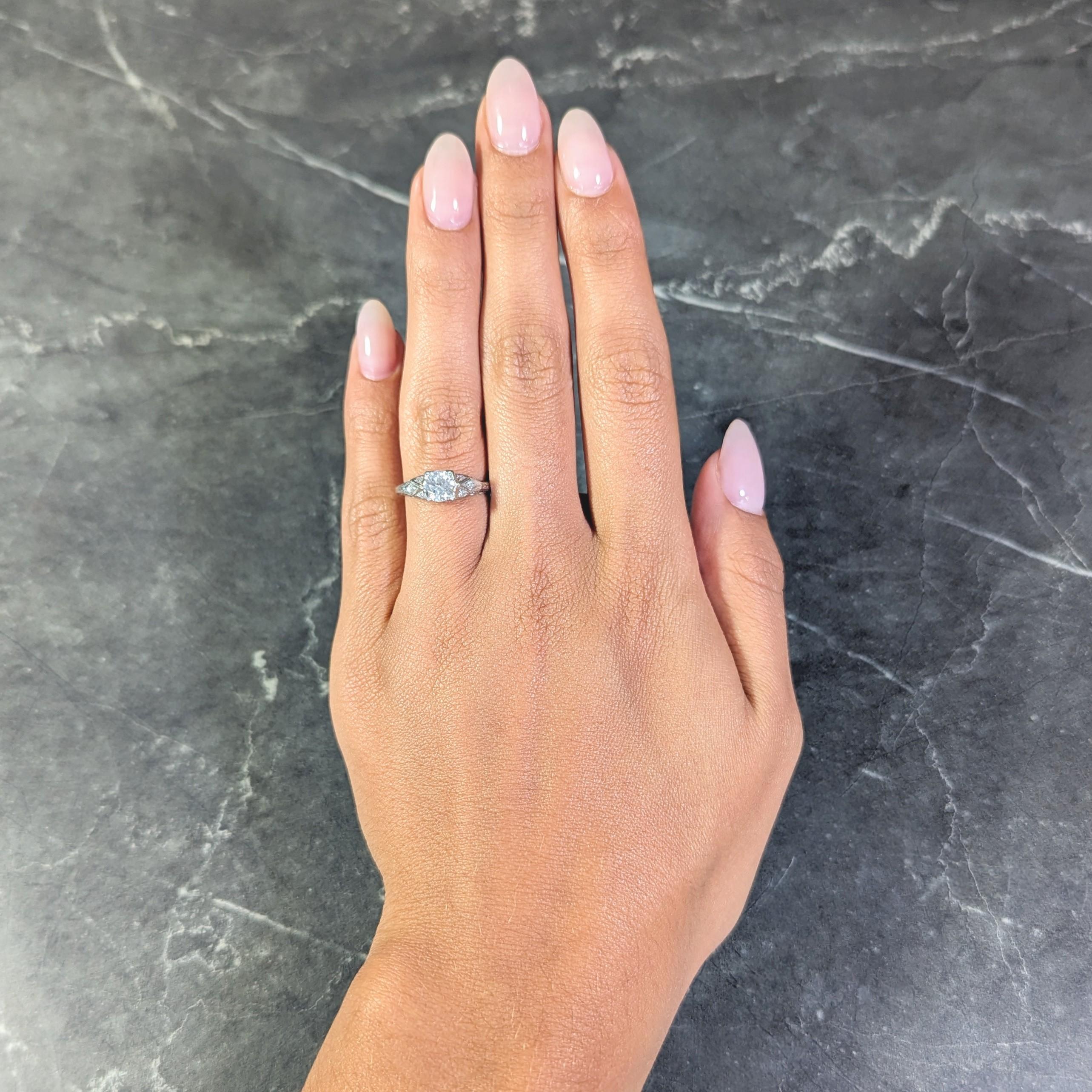 Art Deco European Diamond 18 Karat White Gold Square Form Scroll Engagement Ring For Sale 8