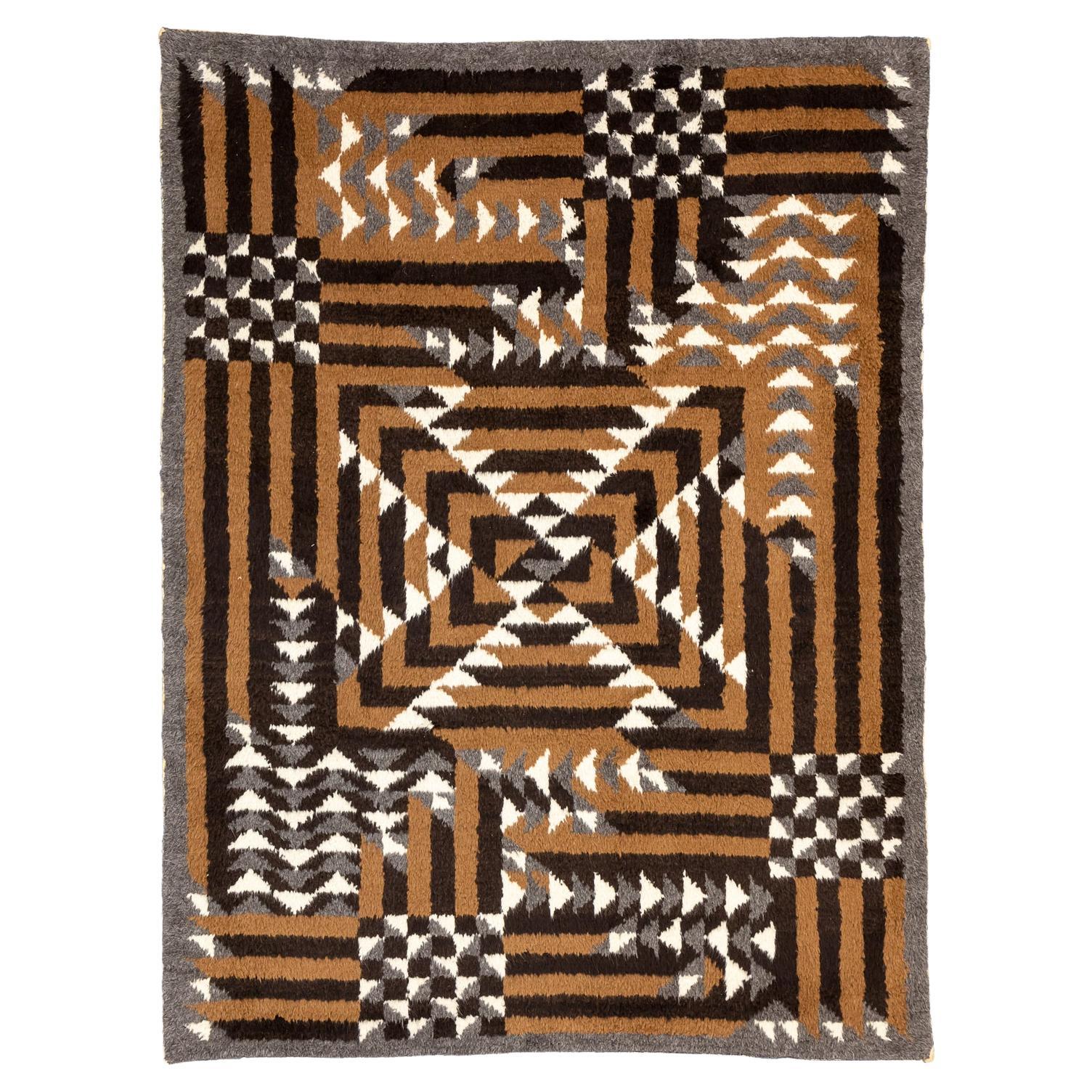 Art Deco European Rug with Checkerboard and Labyrinth Design, 1920-1950 For Sale