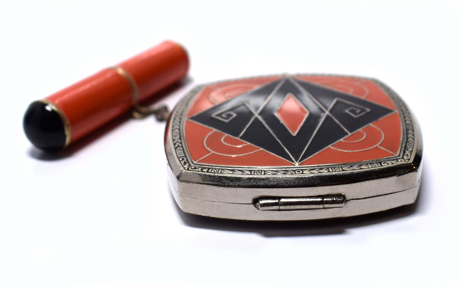 Art Deco Evans of America Silverstone Vanity Compact In Excellent Condition In Devon, England