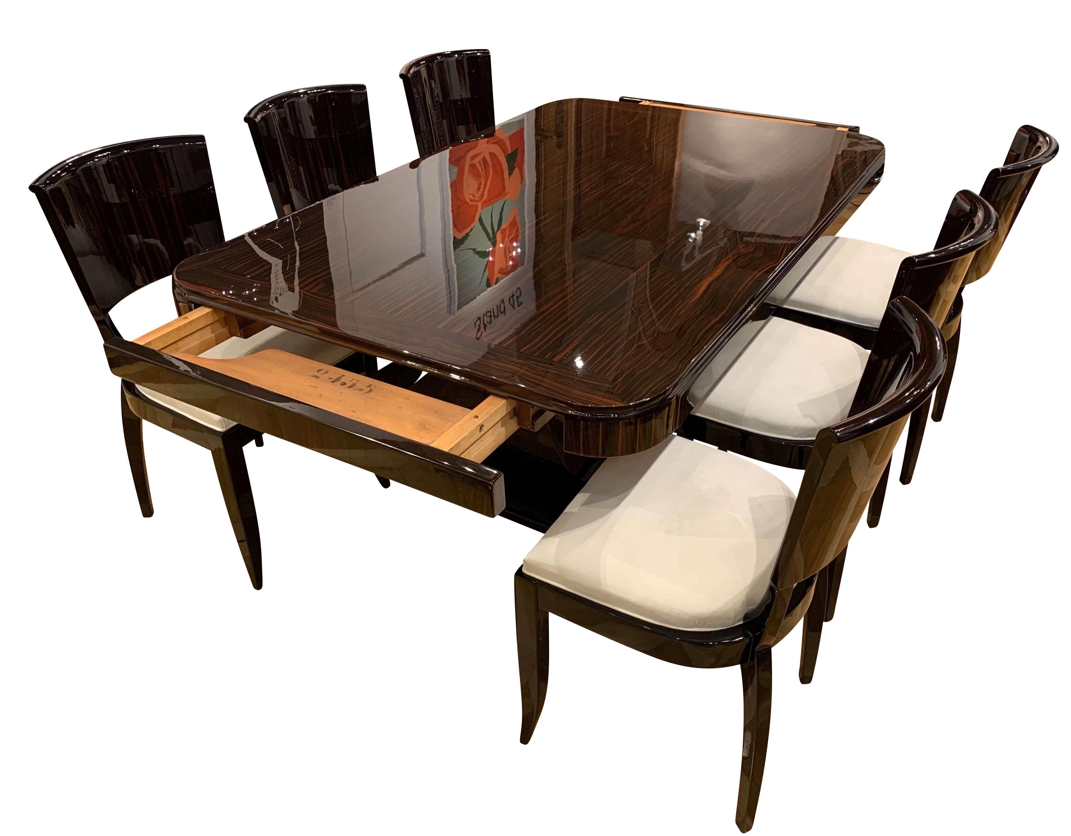 Expandable Art Deco Dining Room Set in Macassar, France circa 1925 5