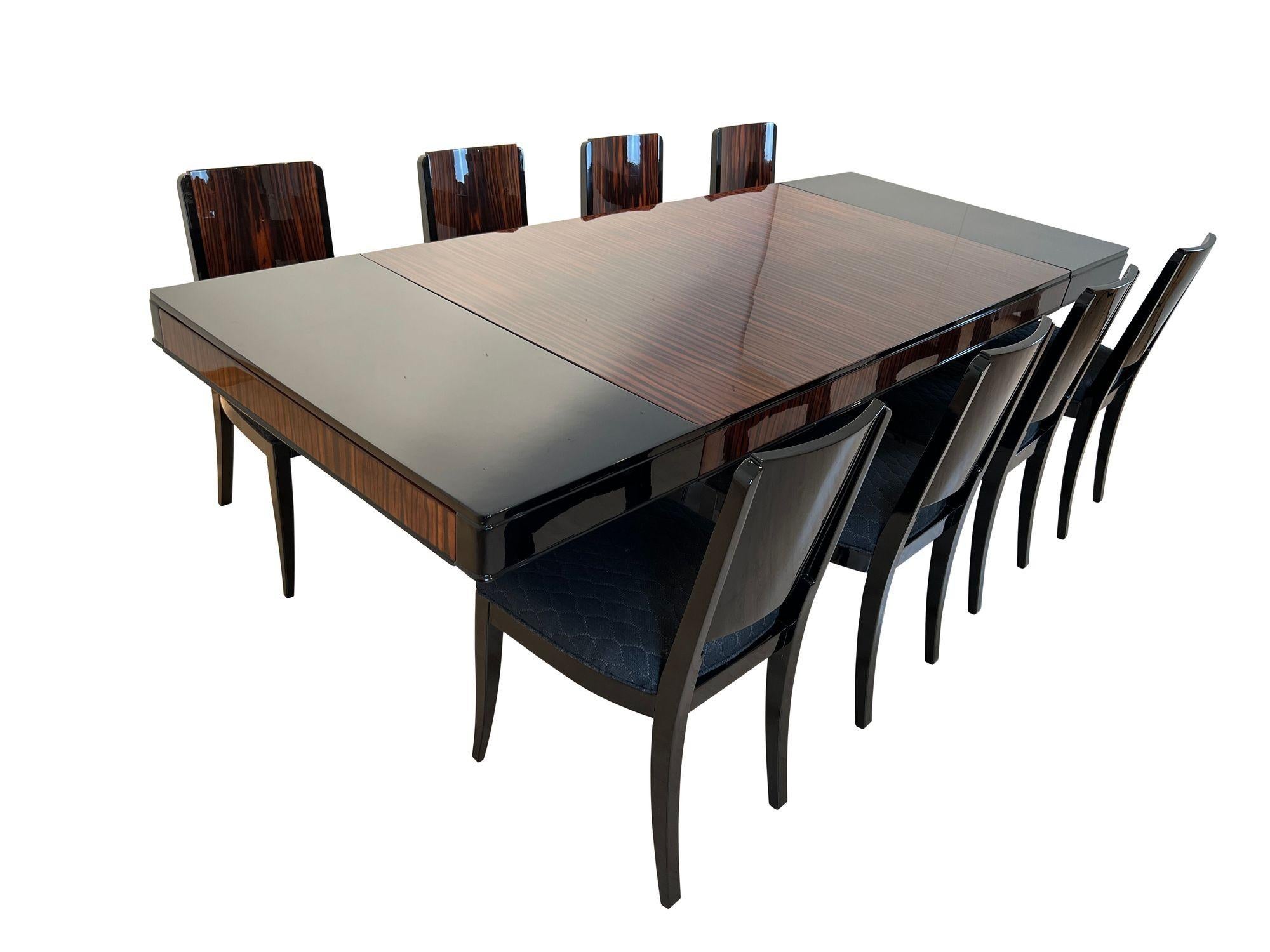 French Art Deco Extending Dining Room Set, Macassar, Black Lacquer, France circa 1930 For Sale