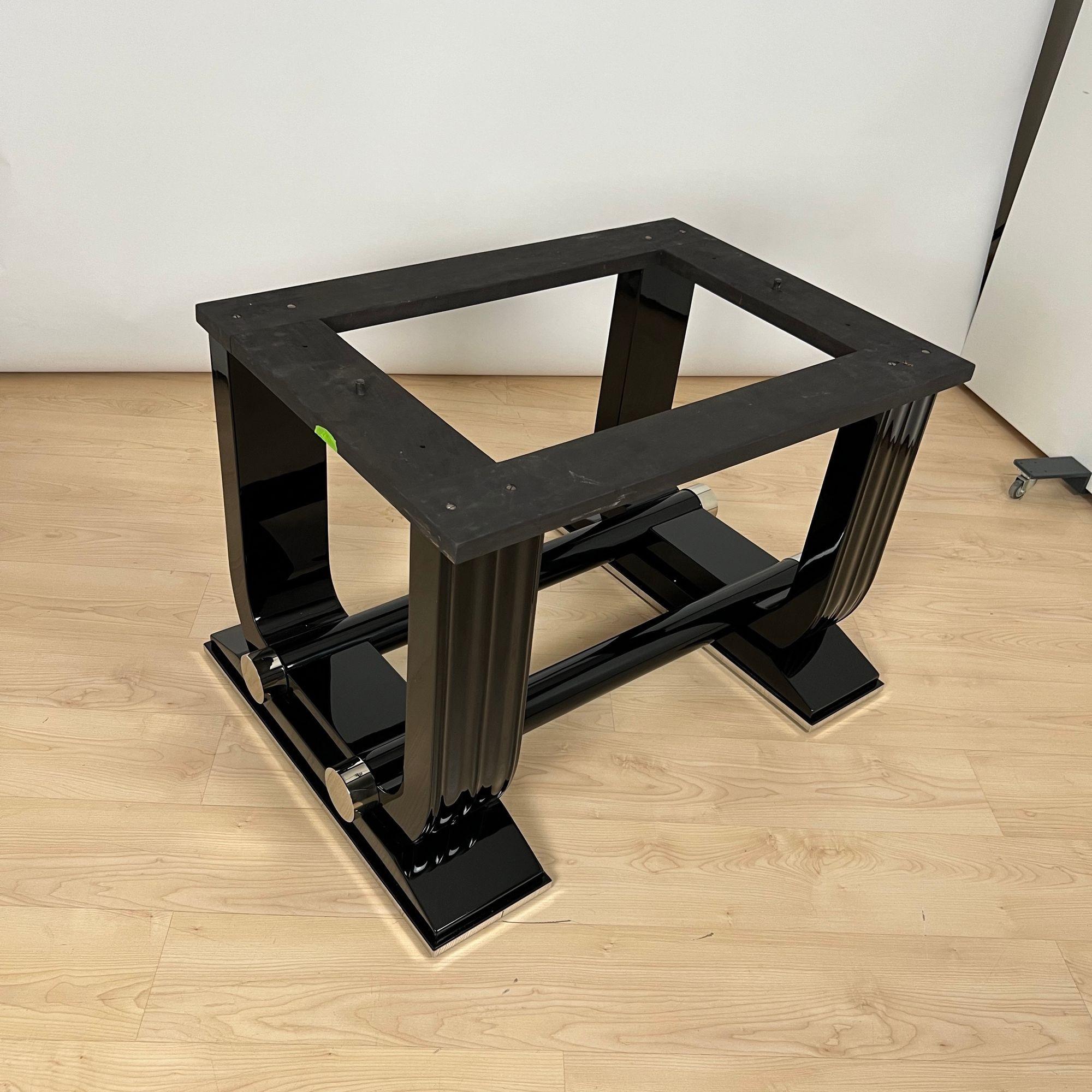Art Deco Expandable Dining Table, Black Lacquer and Chrome, France circa 1930 For Sale 12