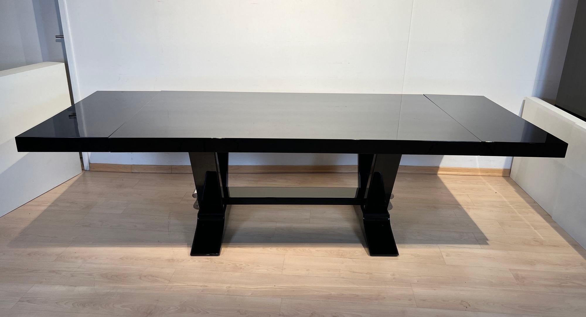 Art Deco Expandable Dining Table, Piano Lacquer, White Gold, France circa 1930 1