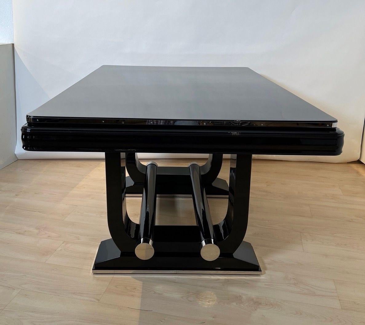 Art Deco Expandable Dining Table, Black Lacquer and Chrome, France circa 1930 For Sale 1
