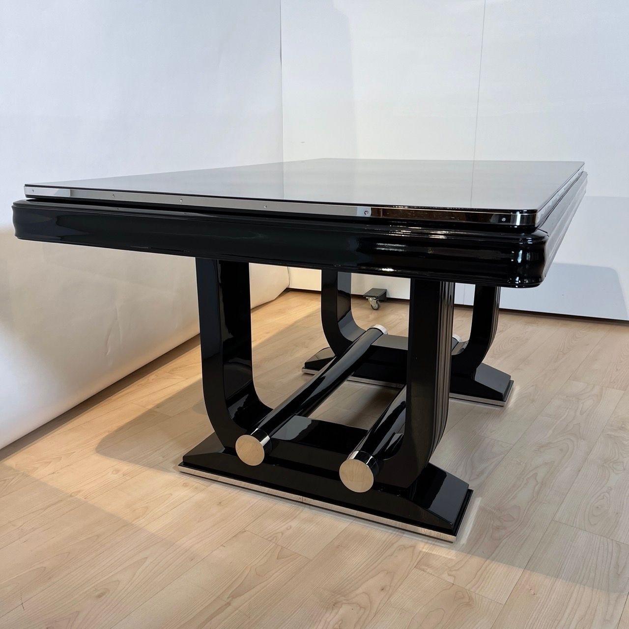 Art Deco Expandable Dining Table, Black Lacquer and Chrome, France circa 1930 For Sale 2