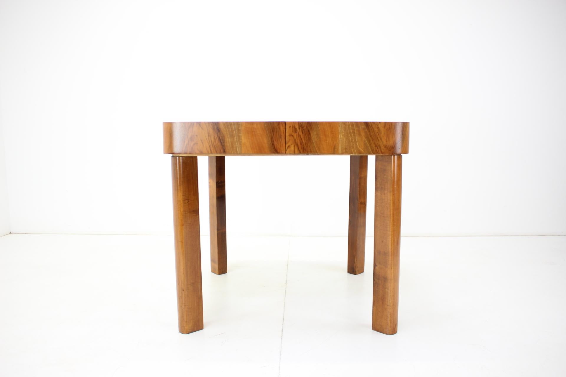 Mesa de comedor extensible Art Decó, años 30, restaurada Madera en venta