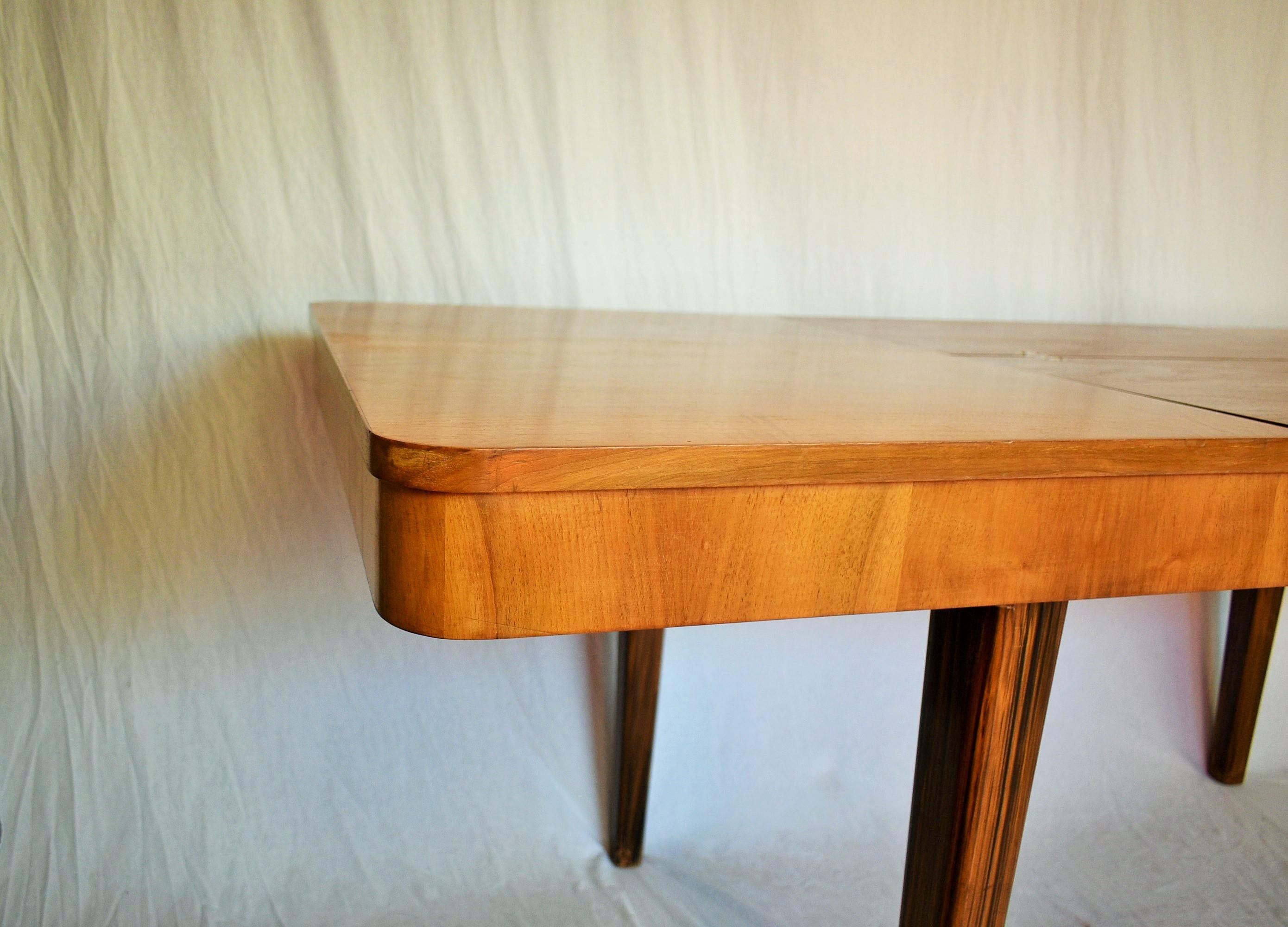 Art Deco Extendable Dining Table Designed by Jindrich Halabala, 1948s In Good Condition In Praha, CZ