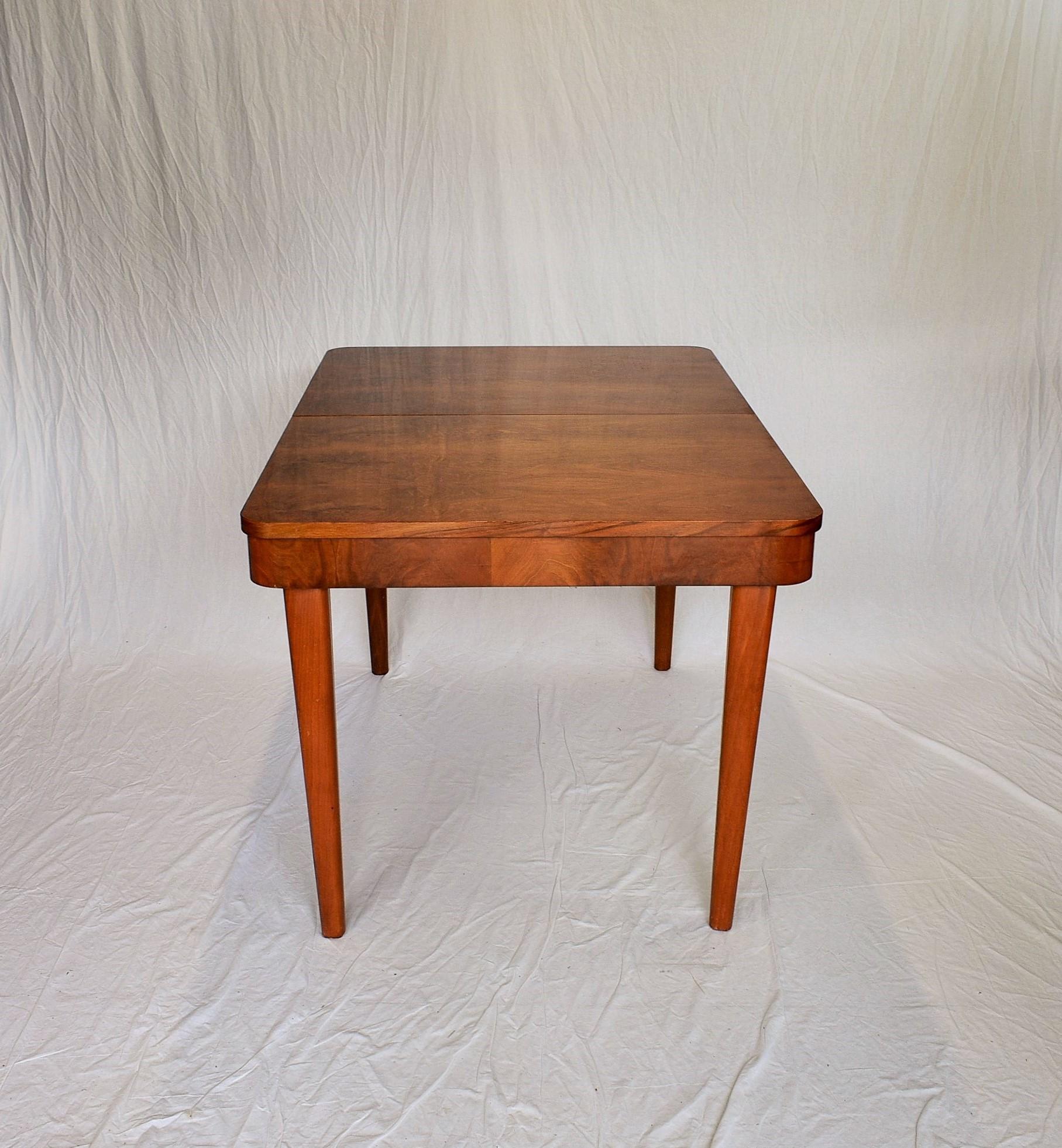 Art Deco Extendable Dining Table Designed by Jindřich Halabala, 1950s 9