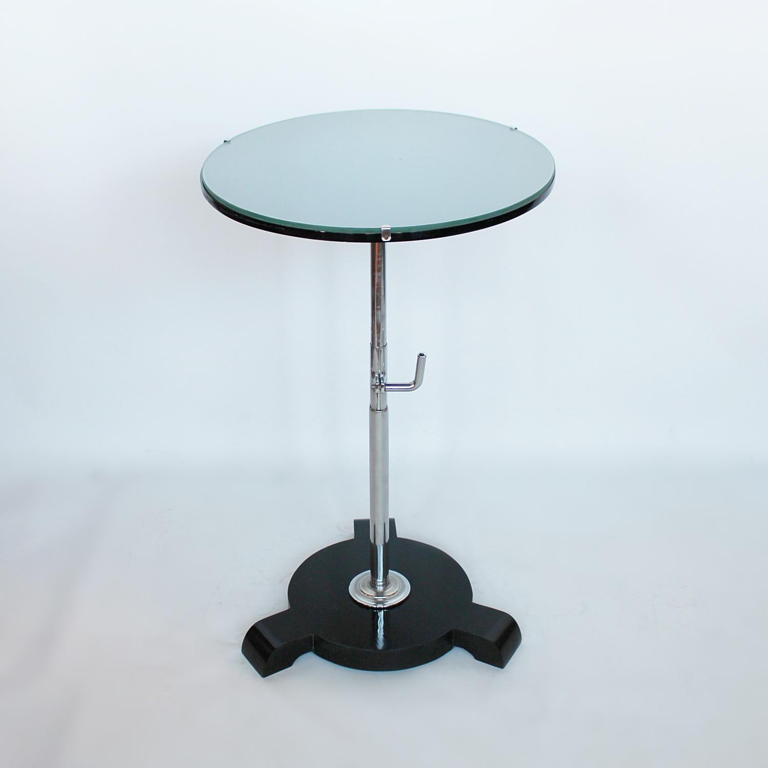 English Art Deco Extendable Side Table
