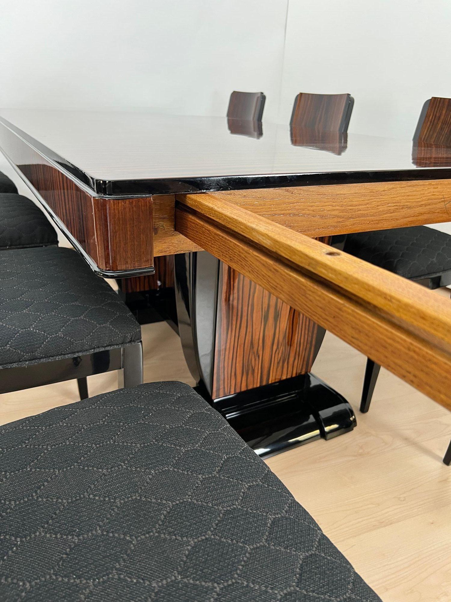 Art Deco Extending Dining Room Set, Macassar, Black Lacquer, France circa 1930 For Sale 12