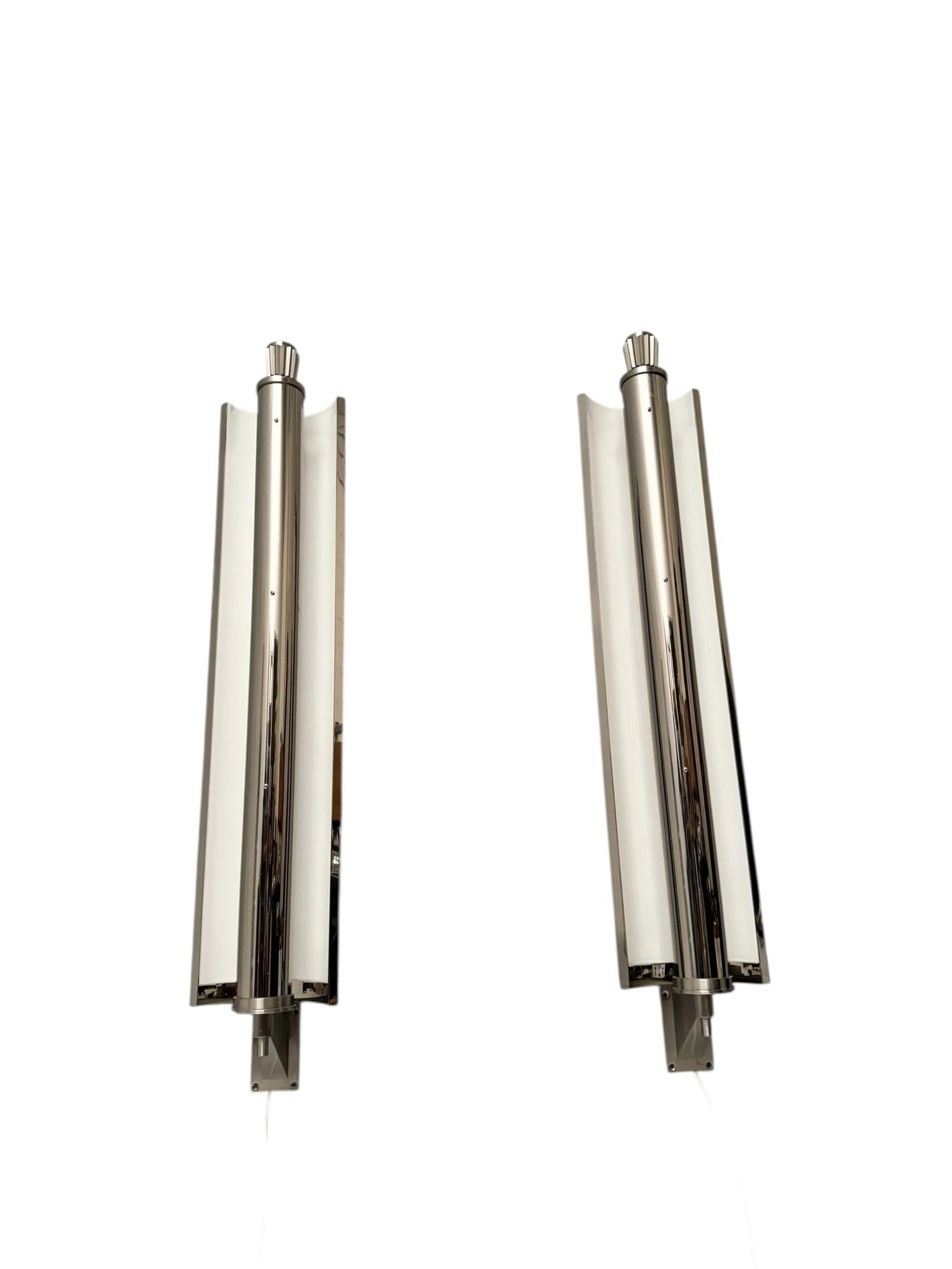 Art Decó Pareja extragrande de apliques o lámparas de pared Francia, años 30 en venta 2