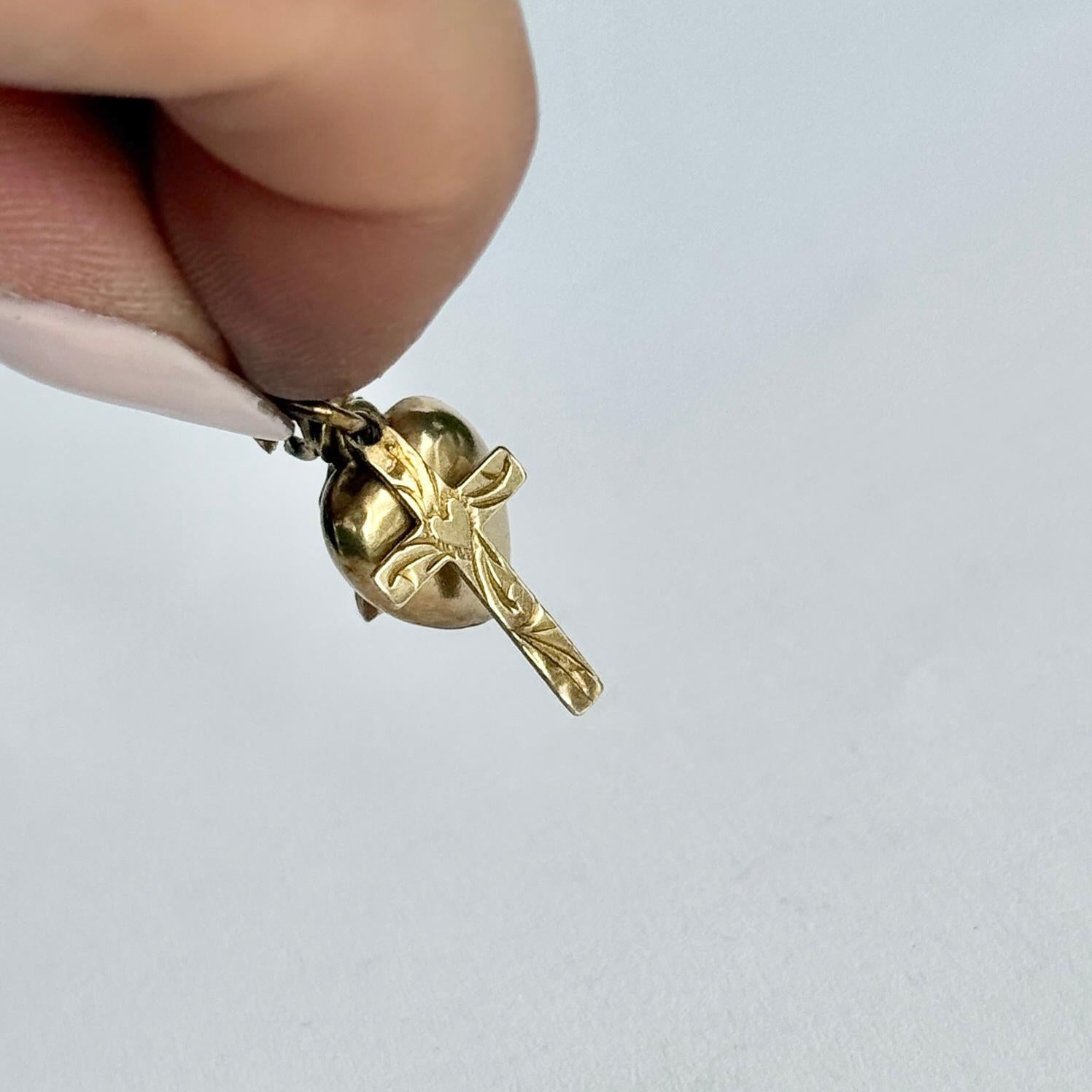 Art déco Pendentif en or 9 carats 'Foi, Espérance et Charité' Art Déco en vente