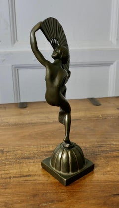 Art Deco Fan Dancer, Brass Statue    A fabulous model from the 1930s