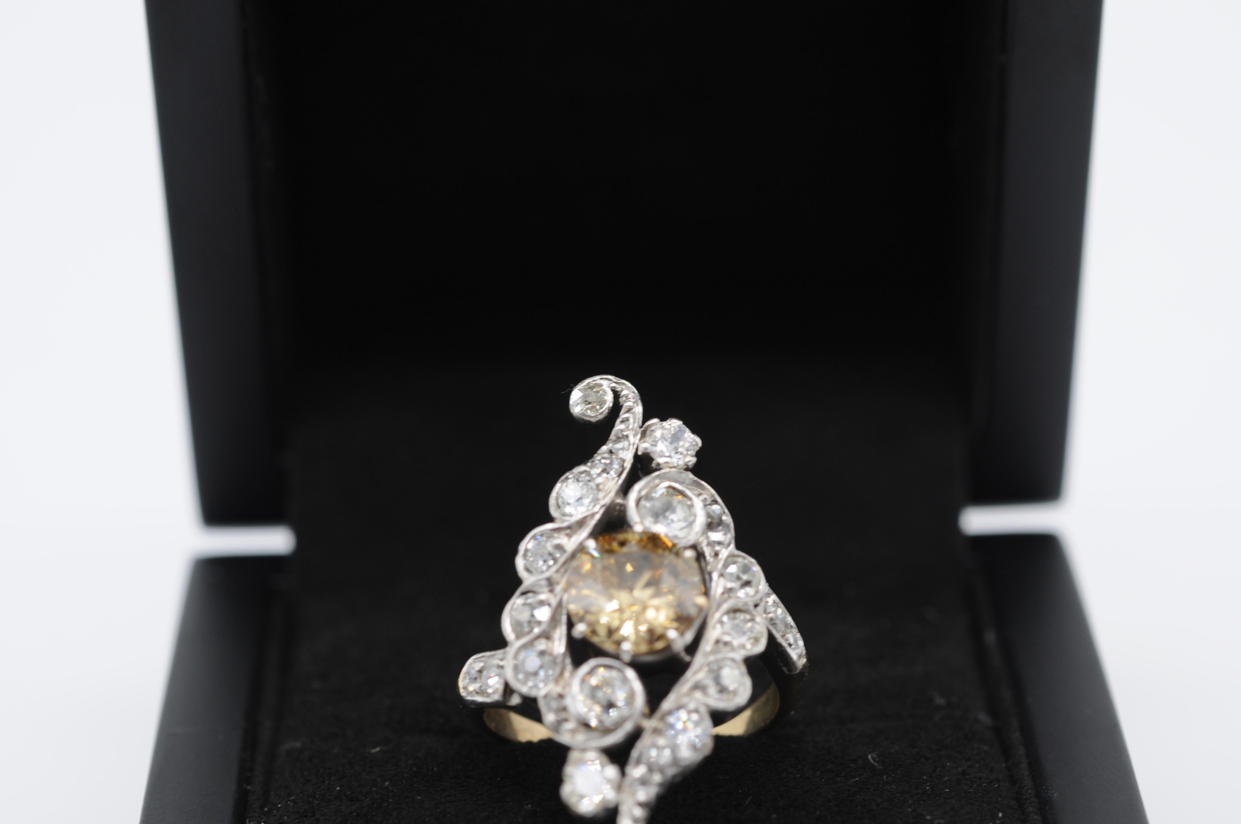 Bague Art déco en or 18k avec diamant brun fantaisie en vente 6
