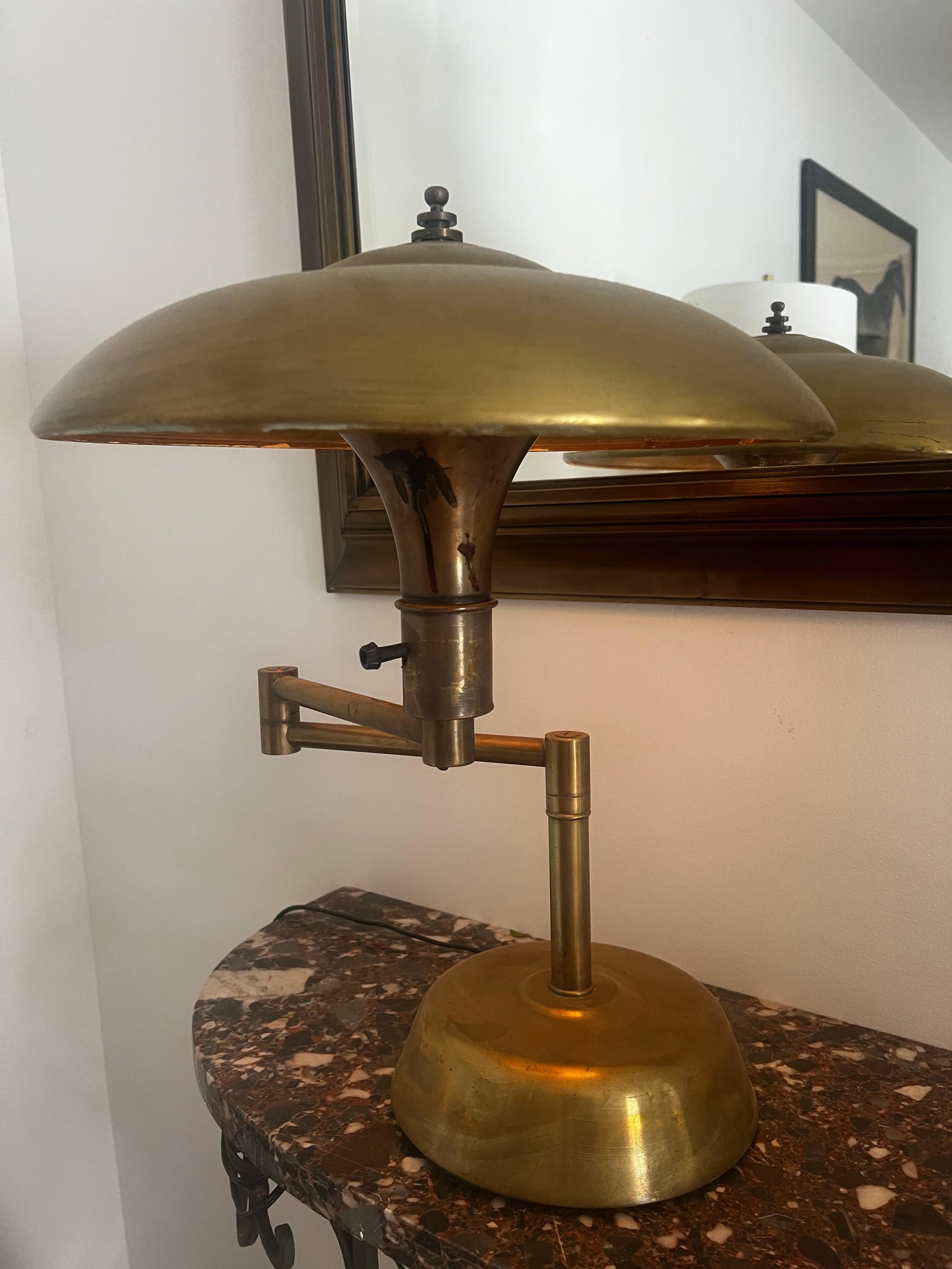 Lampe de bureau pivotante Art Déco Faries Guardsman - RARE paire disponible en vente 6