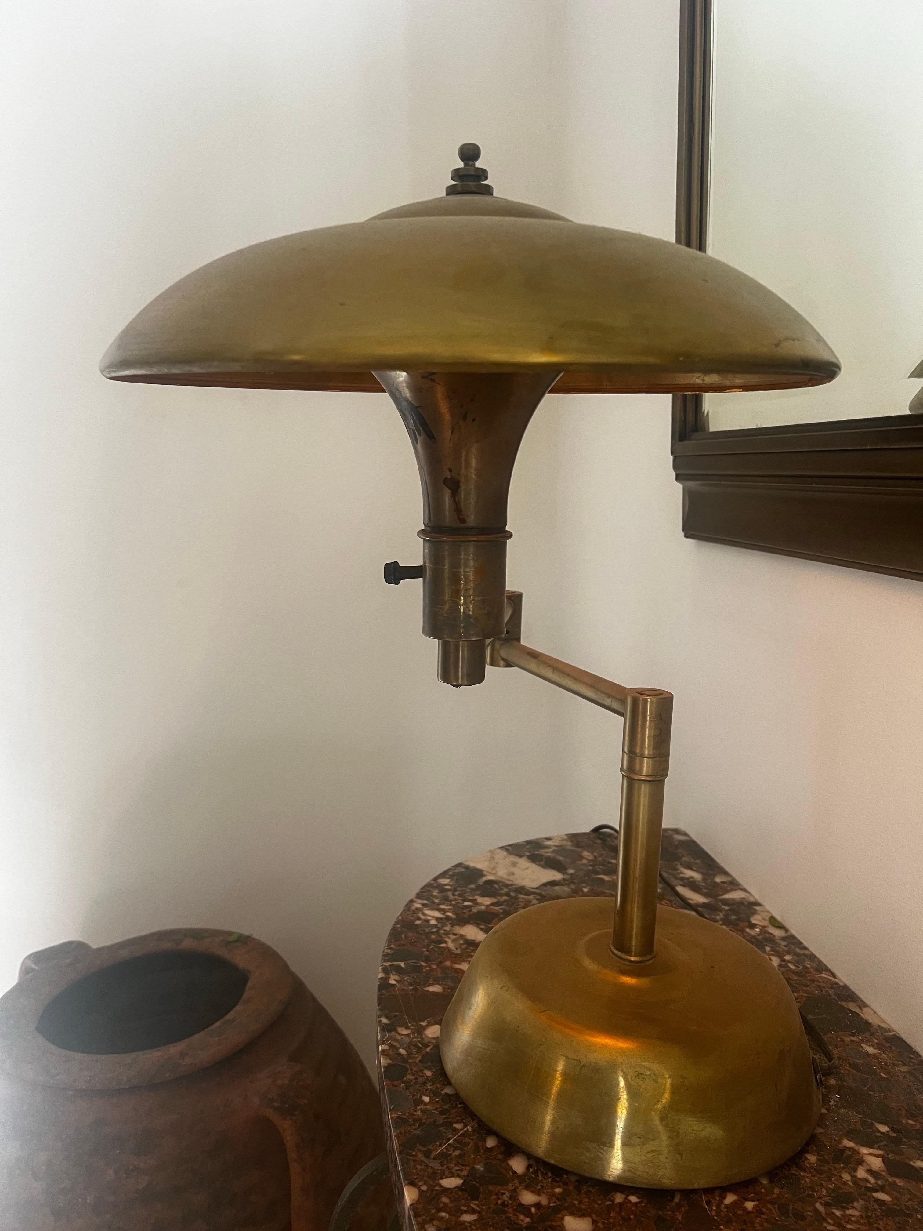 Lampe de bureau pivotante Art Déco Faries Guardsman - RARE paire disponible en vente 2