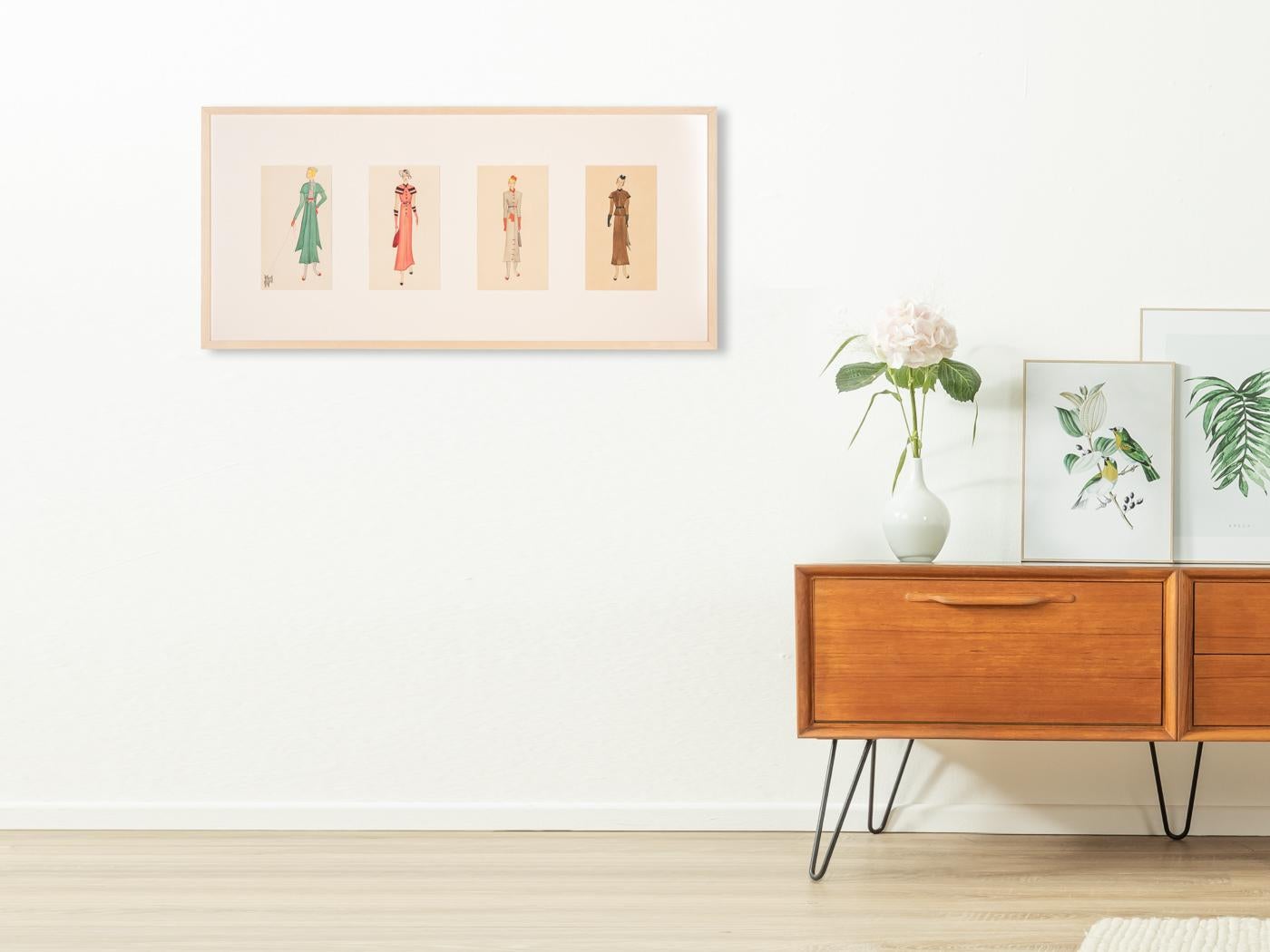 Original fashion illustration from the 1920s in a set of four. Colored pencil drawings on paper. Ready to hang, framed with a passepartout in an ash wood picture frame behind anti-reflective acrylic glass.

Size without frame: W 17 cm x H 30 cm.