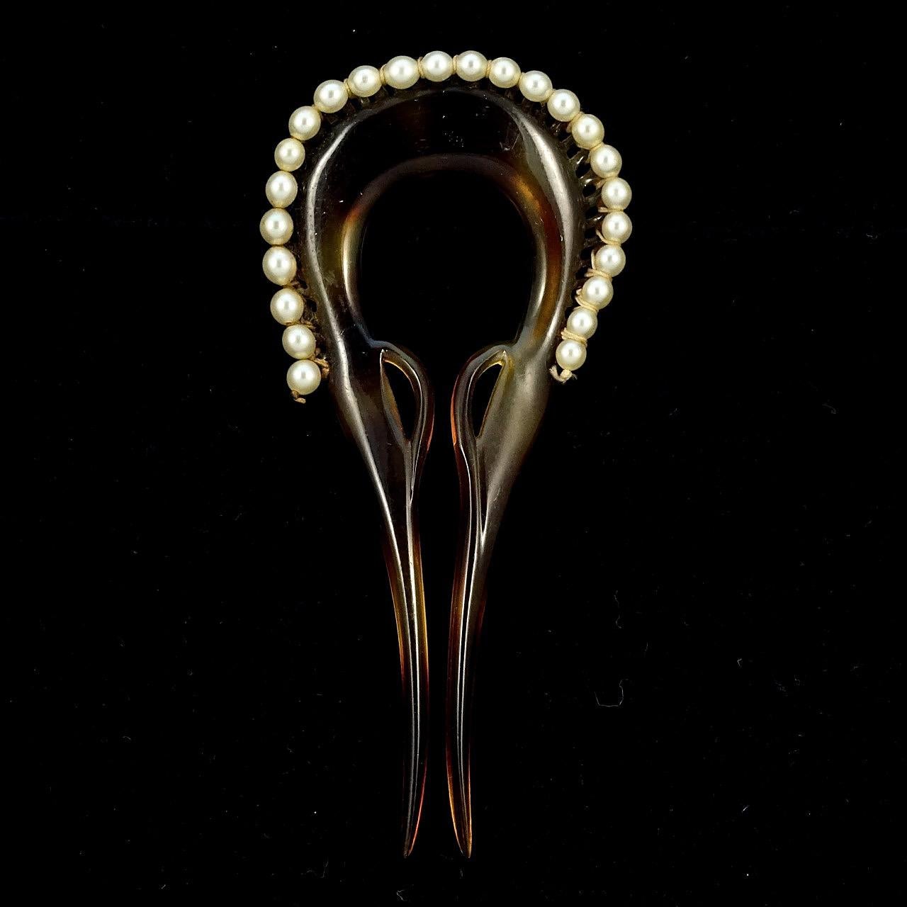 Art Deco Faux Tortoiseshell Two Prong Hair Comb with Faux Pearls For Sale 2