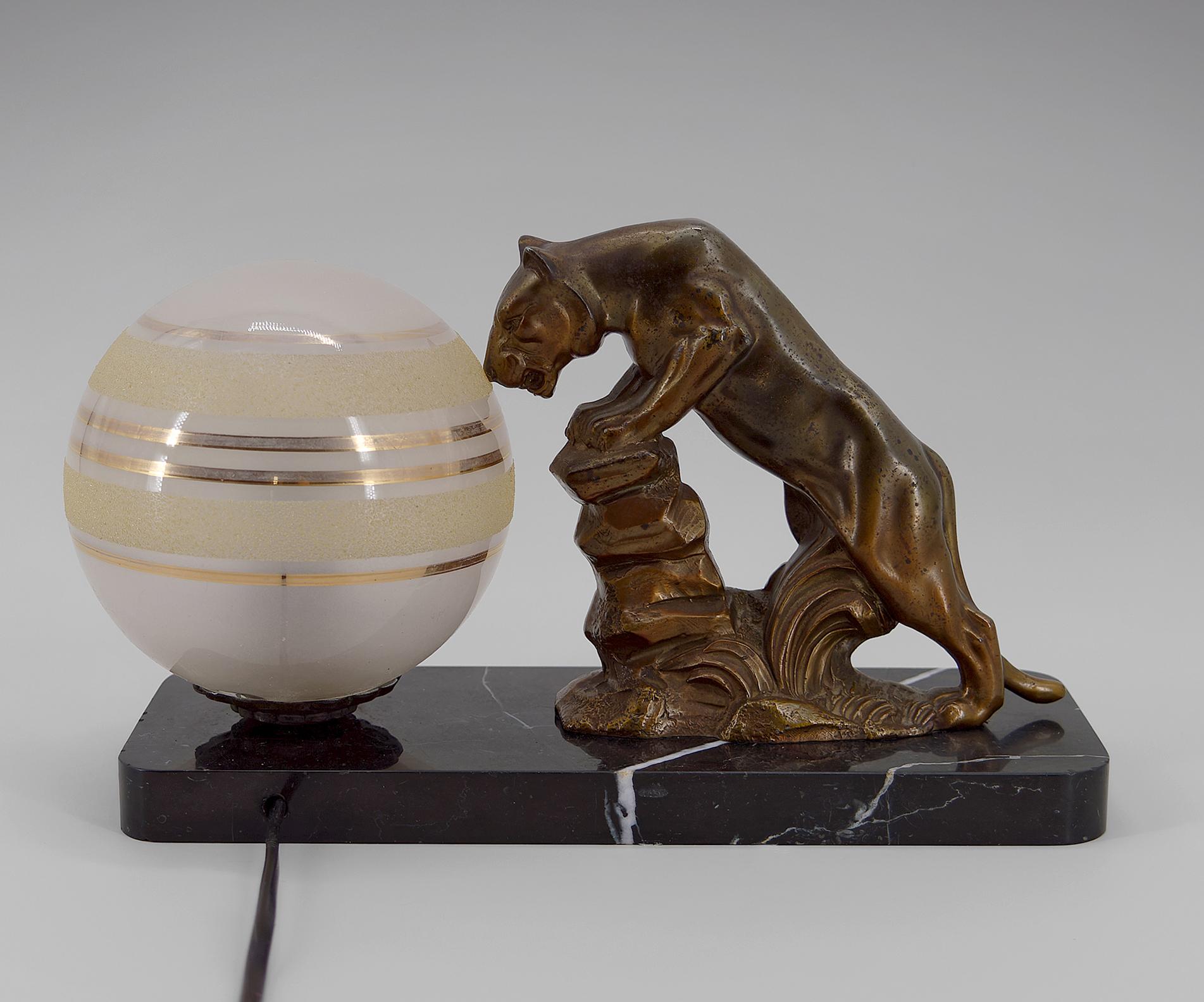 Mid-20th Century Art Deco Feline Lamp, France, circa 1930 For Sale