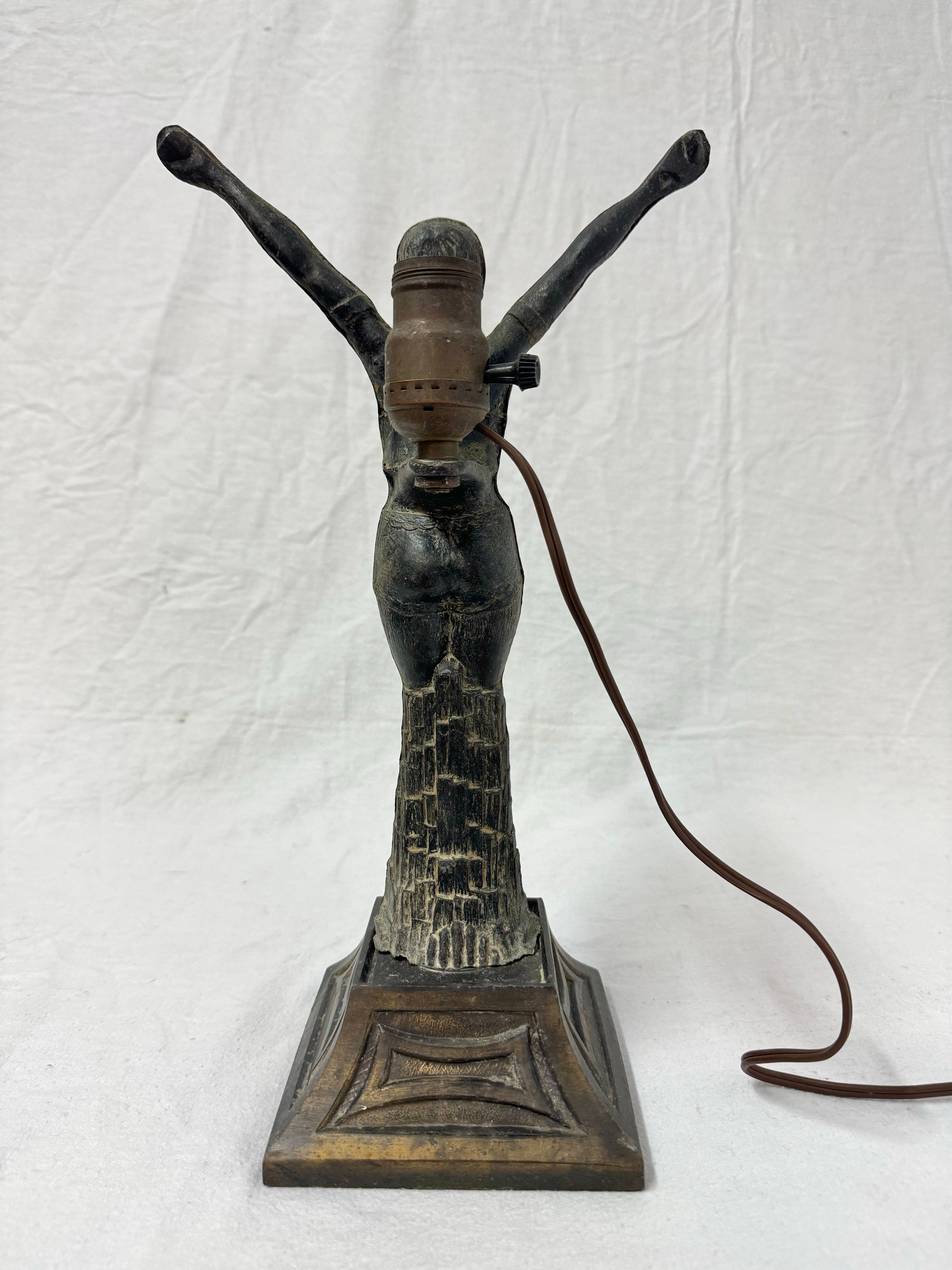 Lámpara Art Decó Bailarina en venta 7