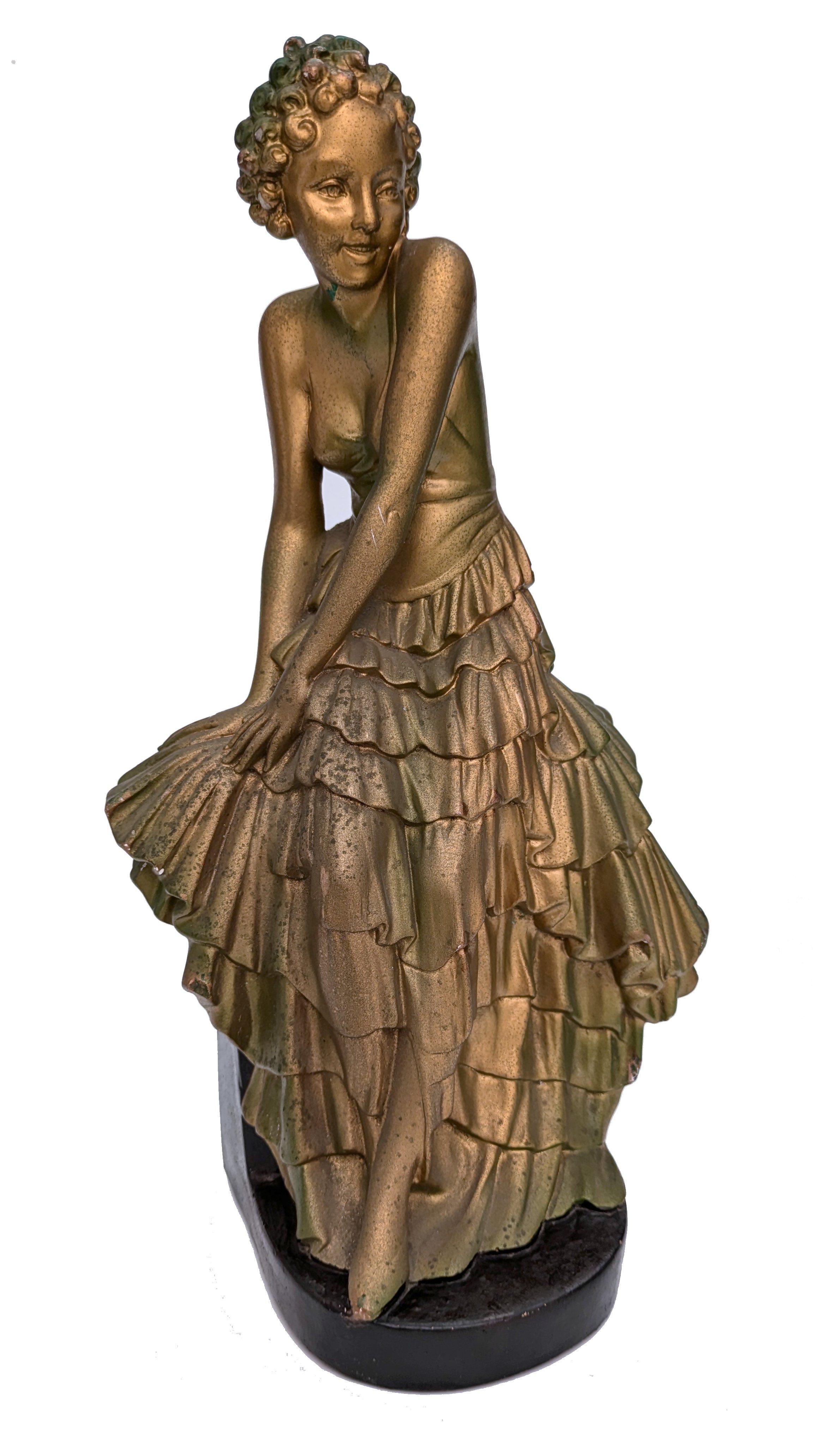 Figure féminine Art déco, Angleterre, vers 1930 en vente 2