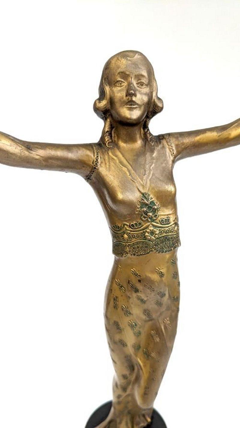 Chica 'Hollywood' Art Decó Femenina En Espelta, c1930 Spelter en venta