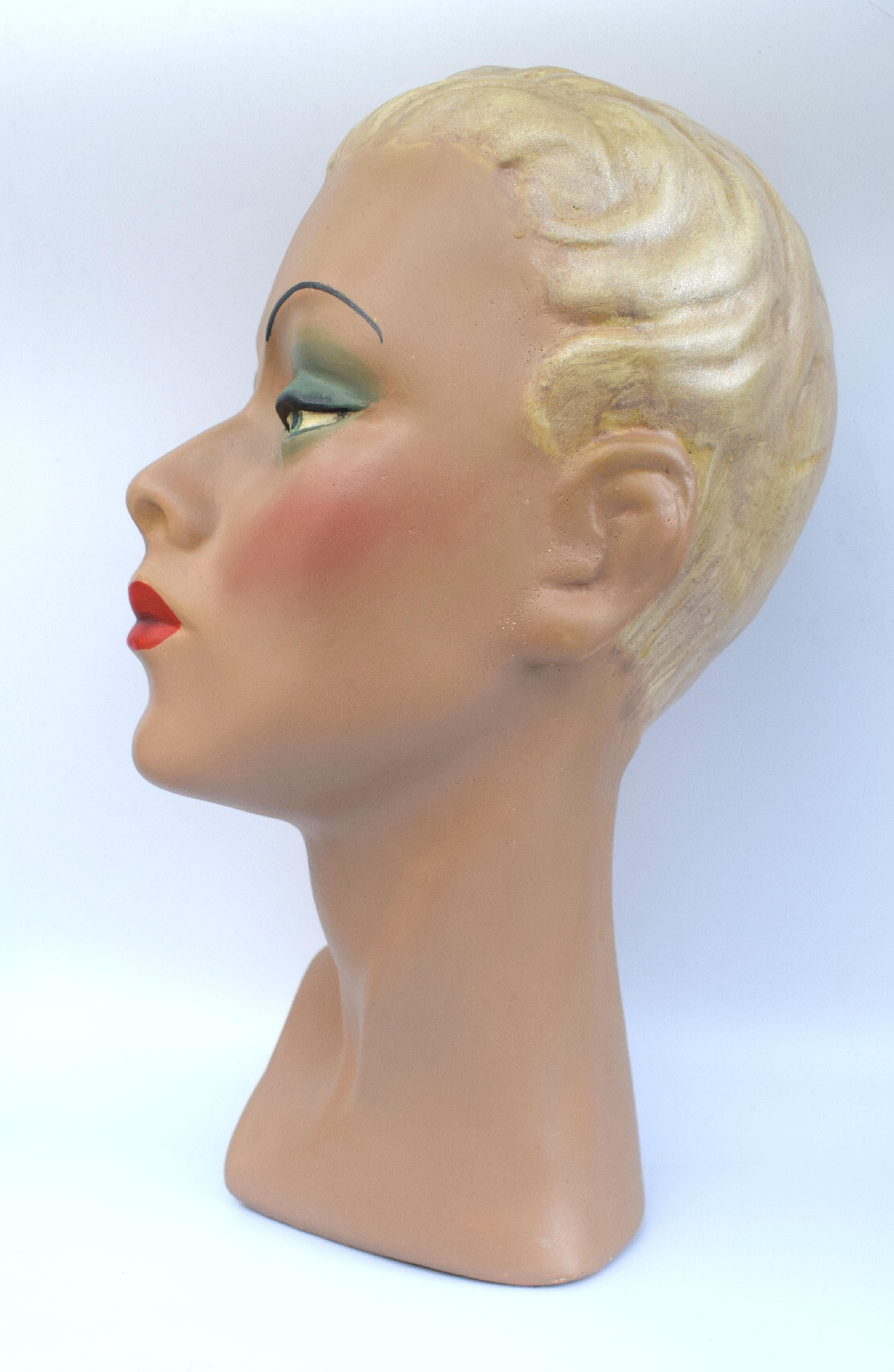 Art Deco Female Mannequin Bust, c1940's In Good Condition For Sale In Devon, England