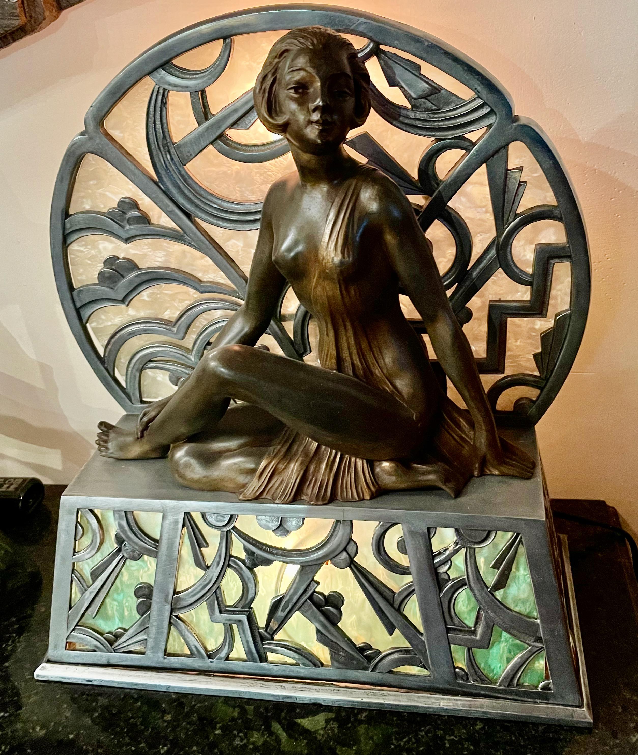 Art Deco Female Statue Table Lamp Light Limousin In Good Condition In Oakland, CA