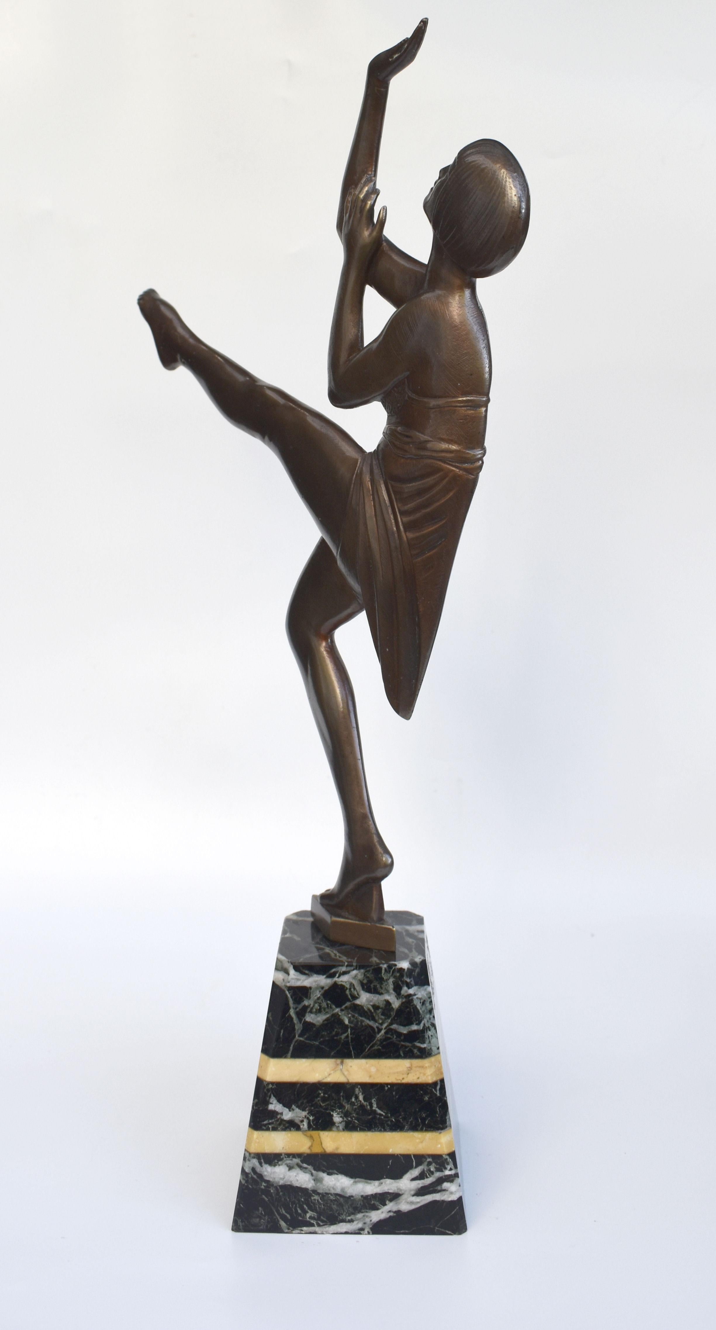 Art Deco Female Two Dimensional Figural Dancer, c1930 In Good Condition In Devon, England