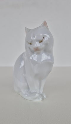 Art Deco Figure " Sitting Cat " - HEREND